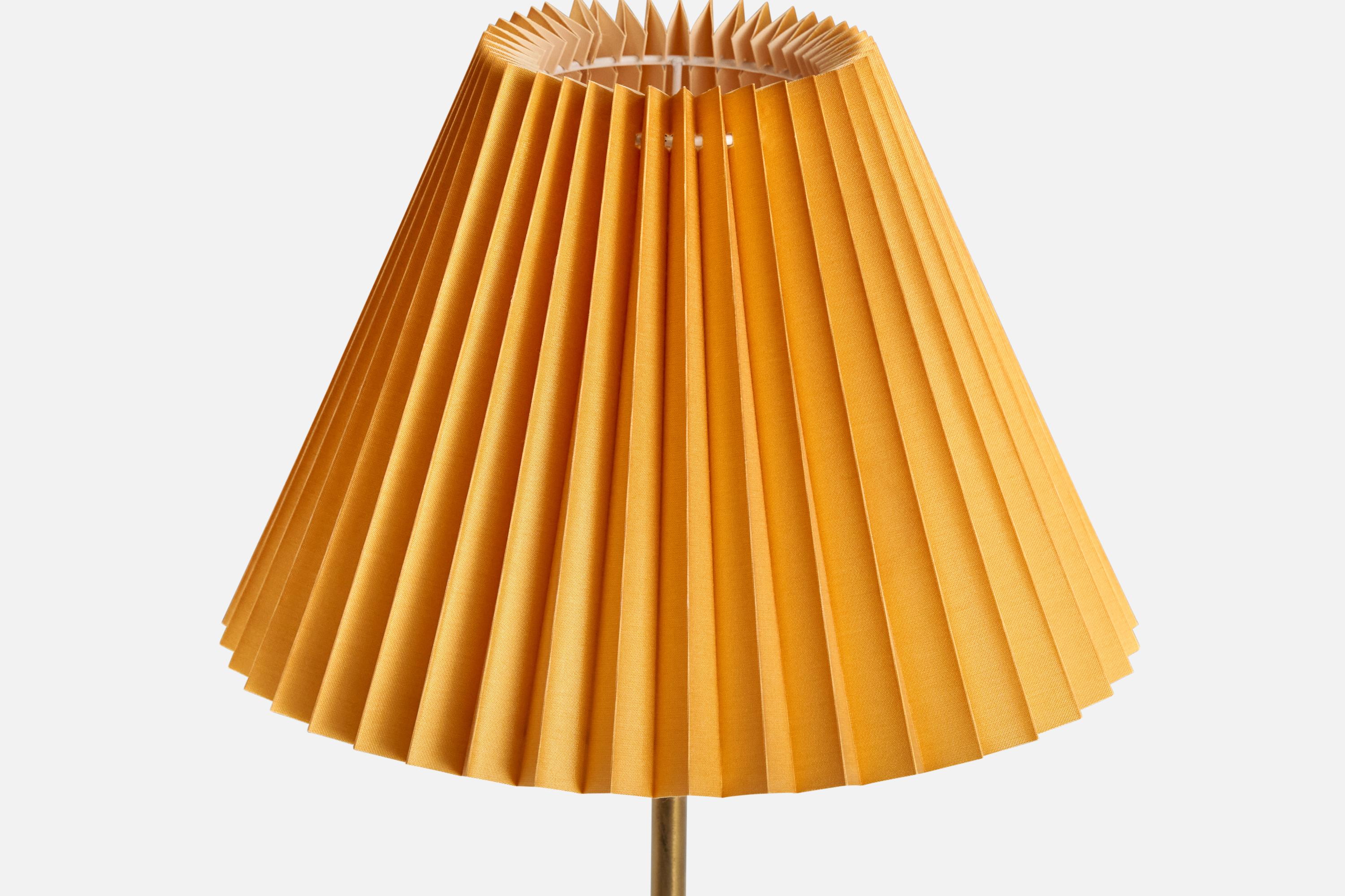 Suédois ASEA, lampes de table, laiton, papier, Suède, années 1950 en vente
