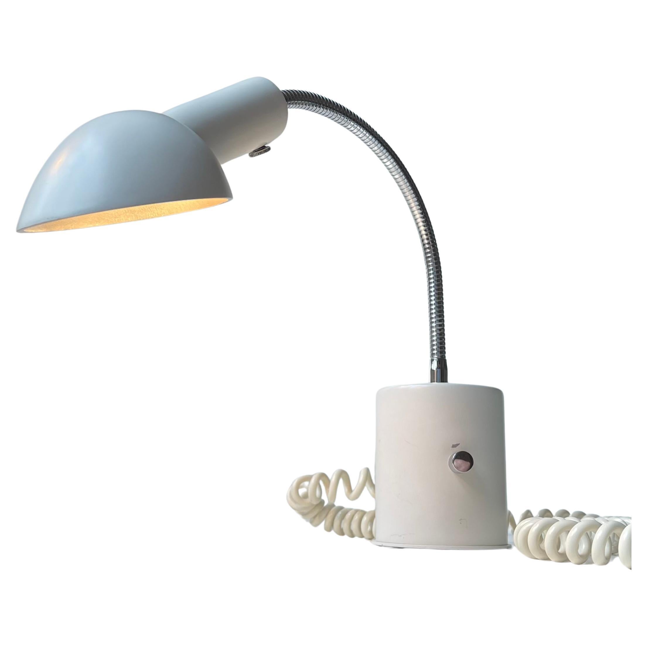 Asger B. C. Weißer dänischer minimalistischer Architekten-Schreibtisch- oder Tischlampe, 1980er Jahre im Angebot