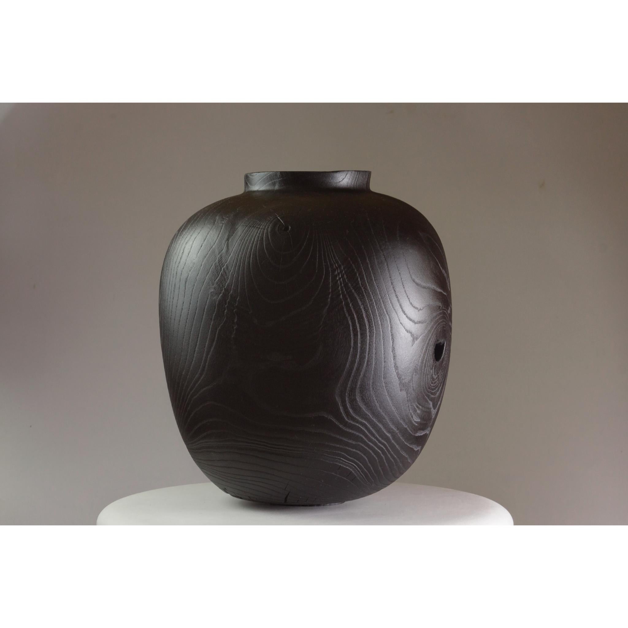 Ash and Copper Vase by Vlad Droz In New Condition For Sale In Geneve, CH