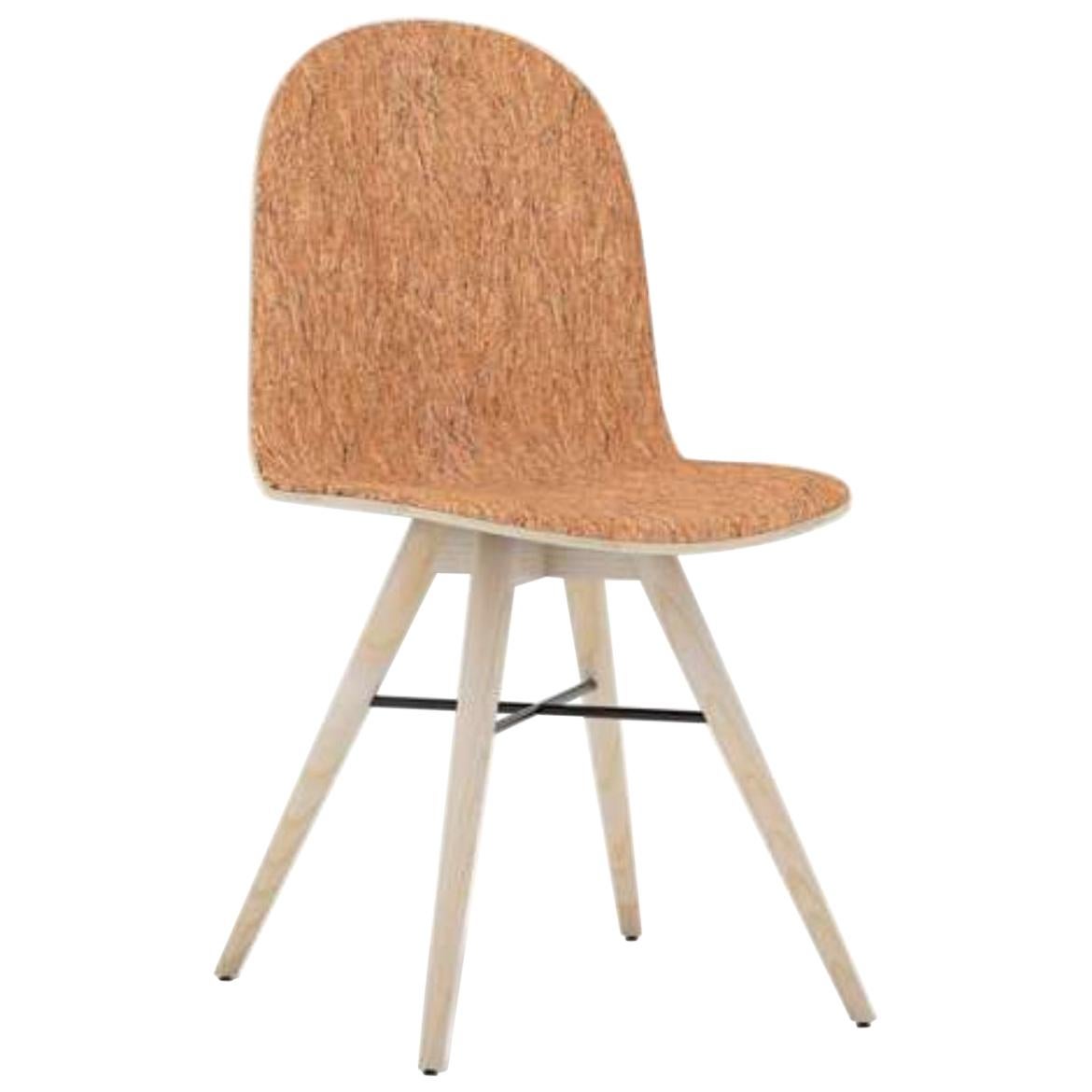 Zeitgenössischer Stuhl aus Eschenholz und Korkstoff von Alexandre Caldas