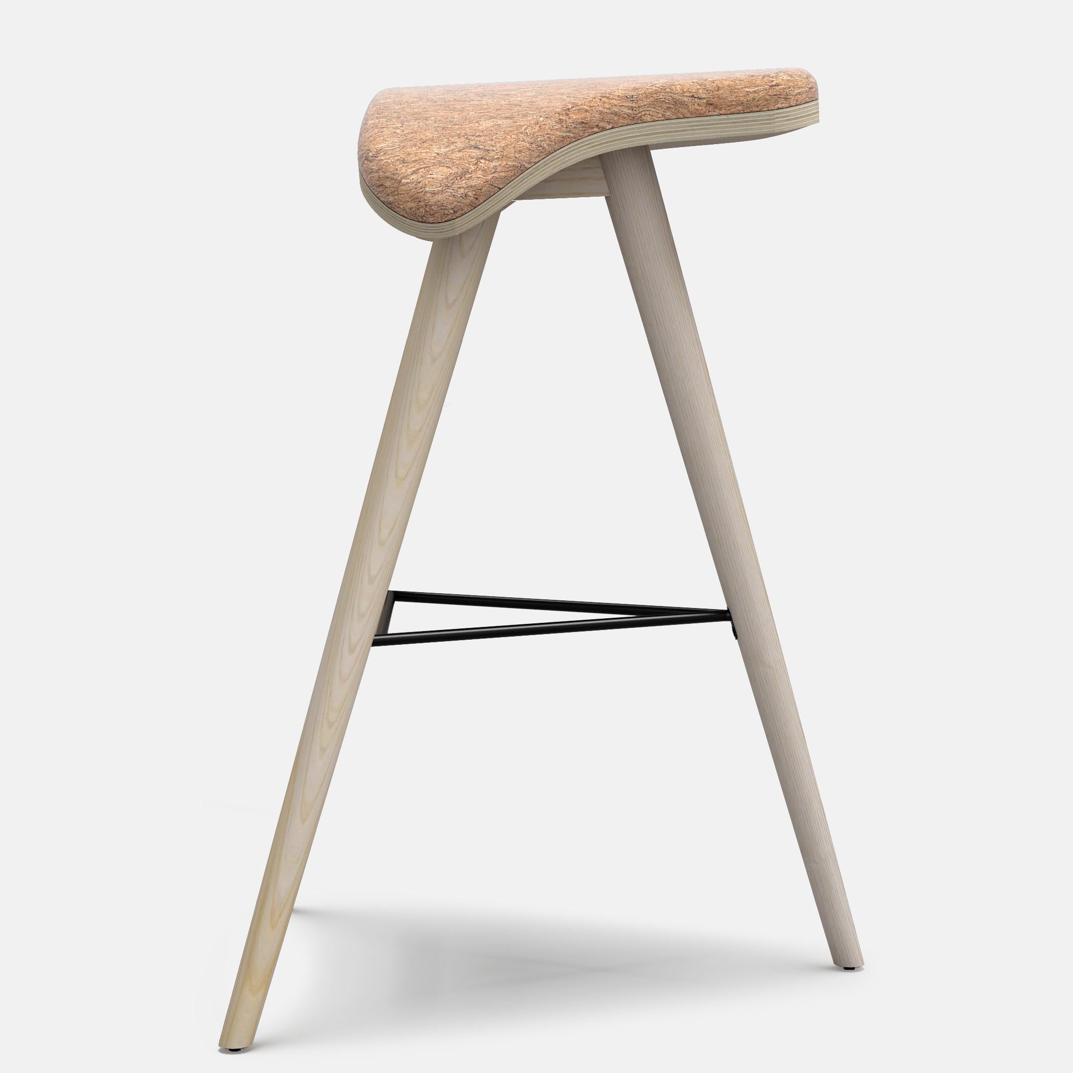 Ash and fabric horse high stool by Alexandre Caldas
Dimensions: W 50 x D 55 x H 79 cm
Materials: Ash, fabric.