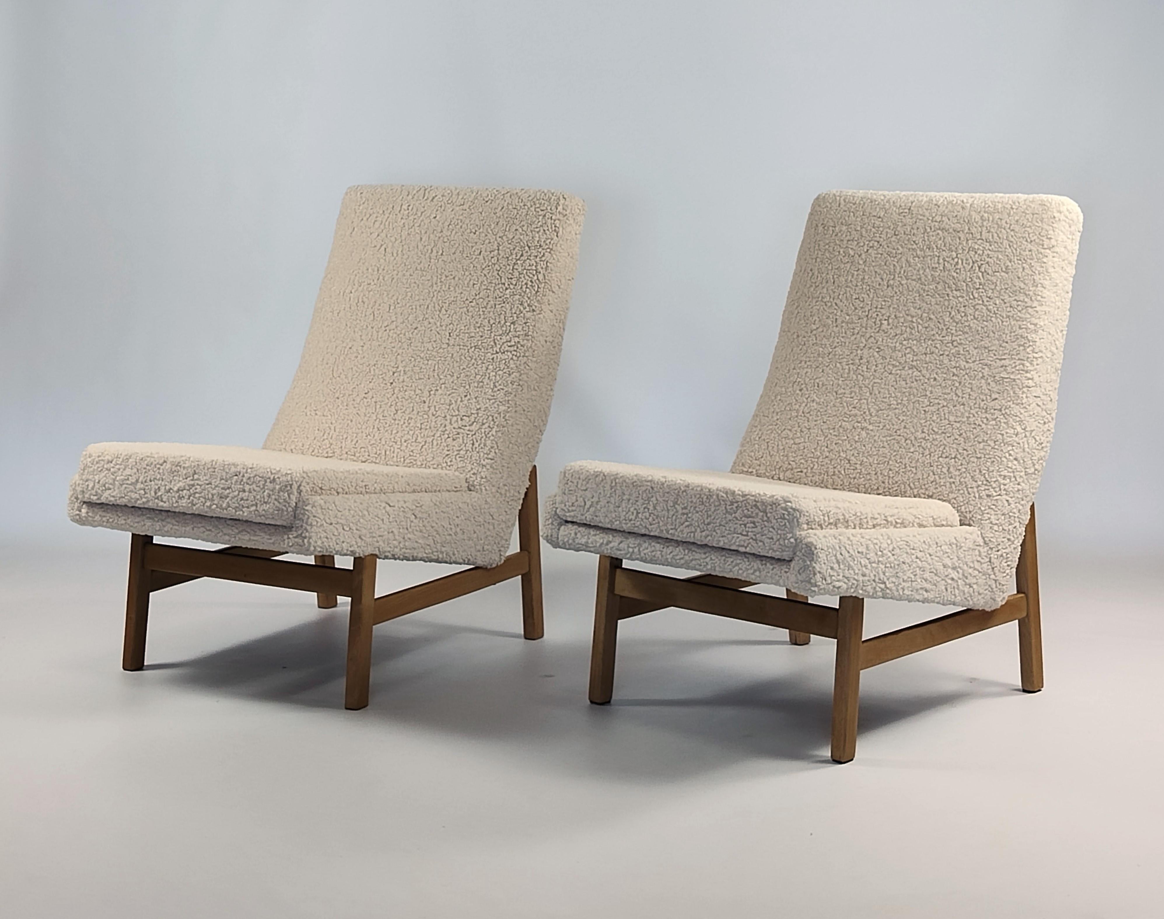 French Ash & Cream Boucle Chairs by Guariche, Mortier, Motte for ARP, France, 1955 For Sale