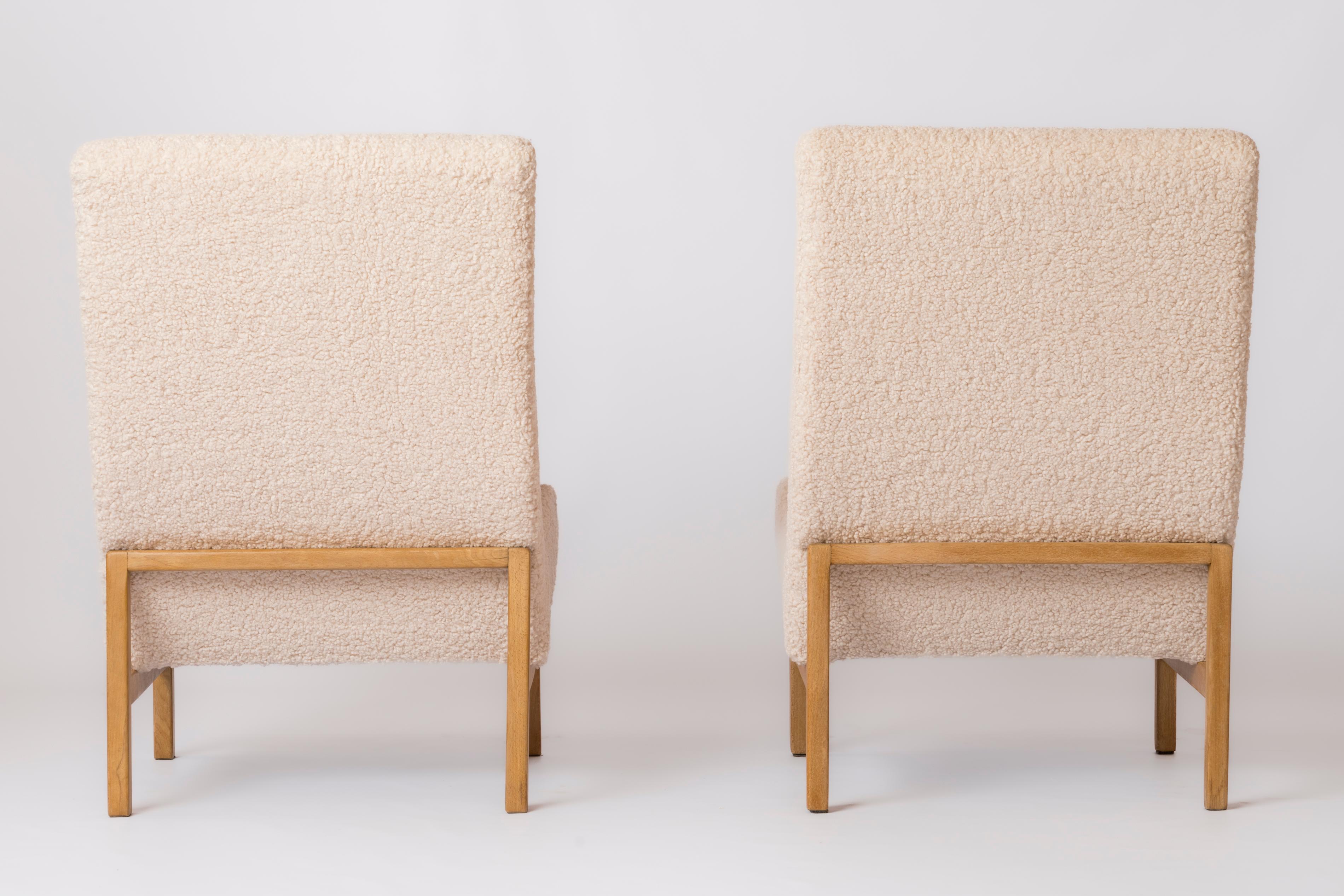 Mid-20th Century Ash & Cream Boucle Chairs by Guariche, Mortier, Motte for ARP, France, 1955 For Sale