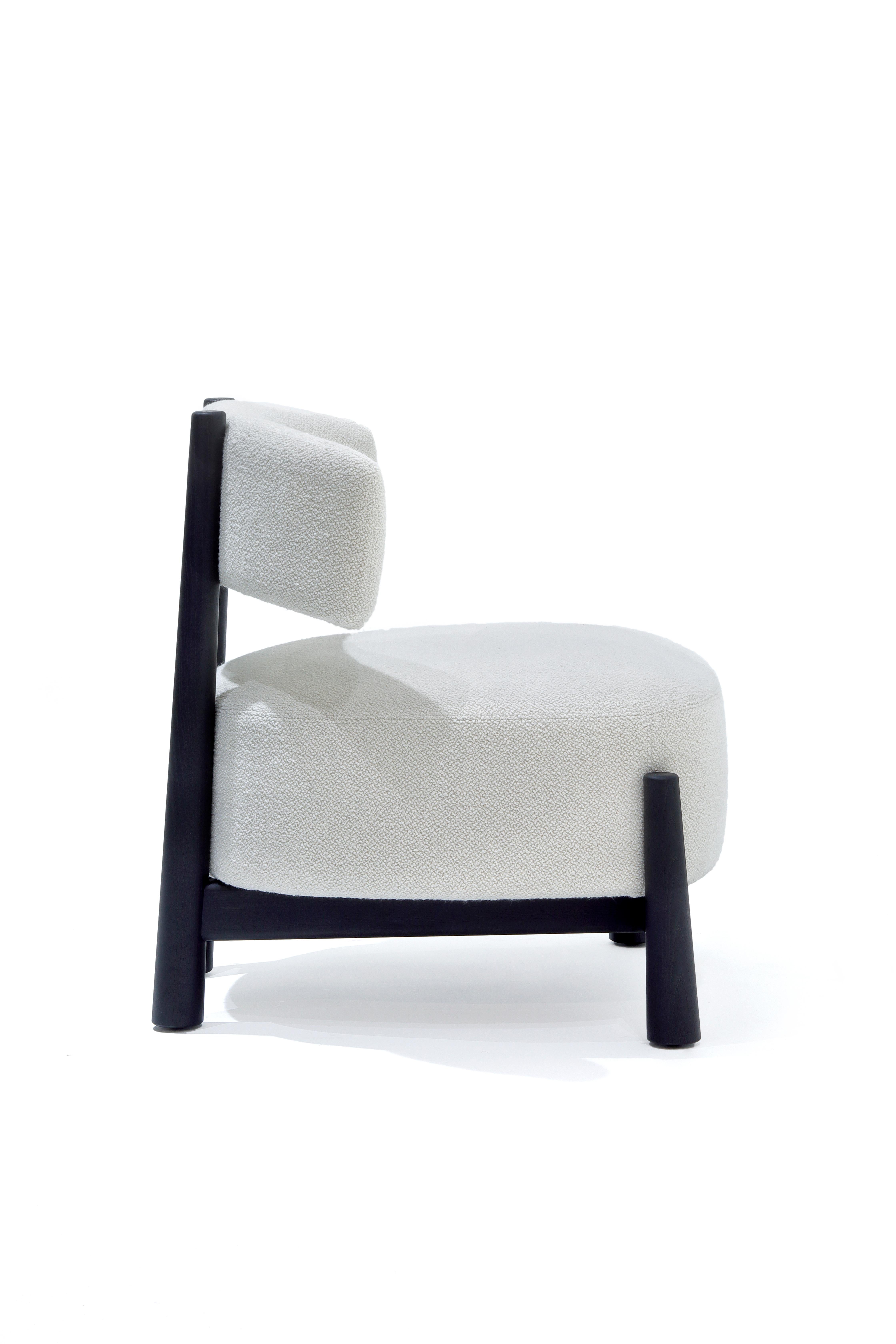Dalya-Sessel aus Eschenholz von Patricia Urquiola (Moderne) im Angebot