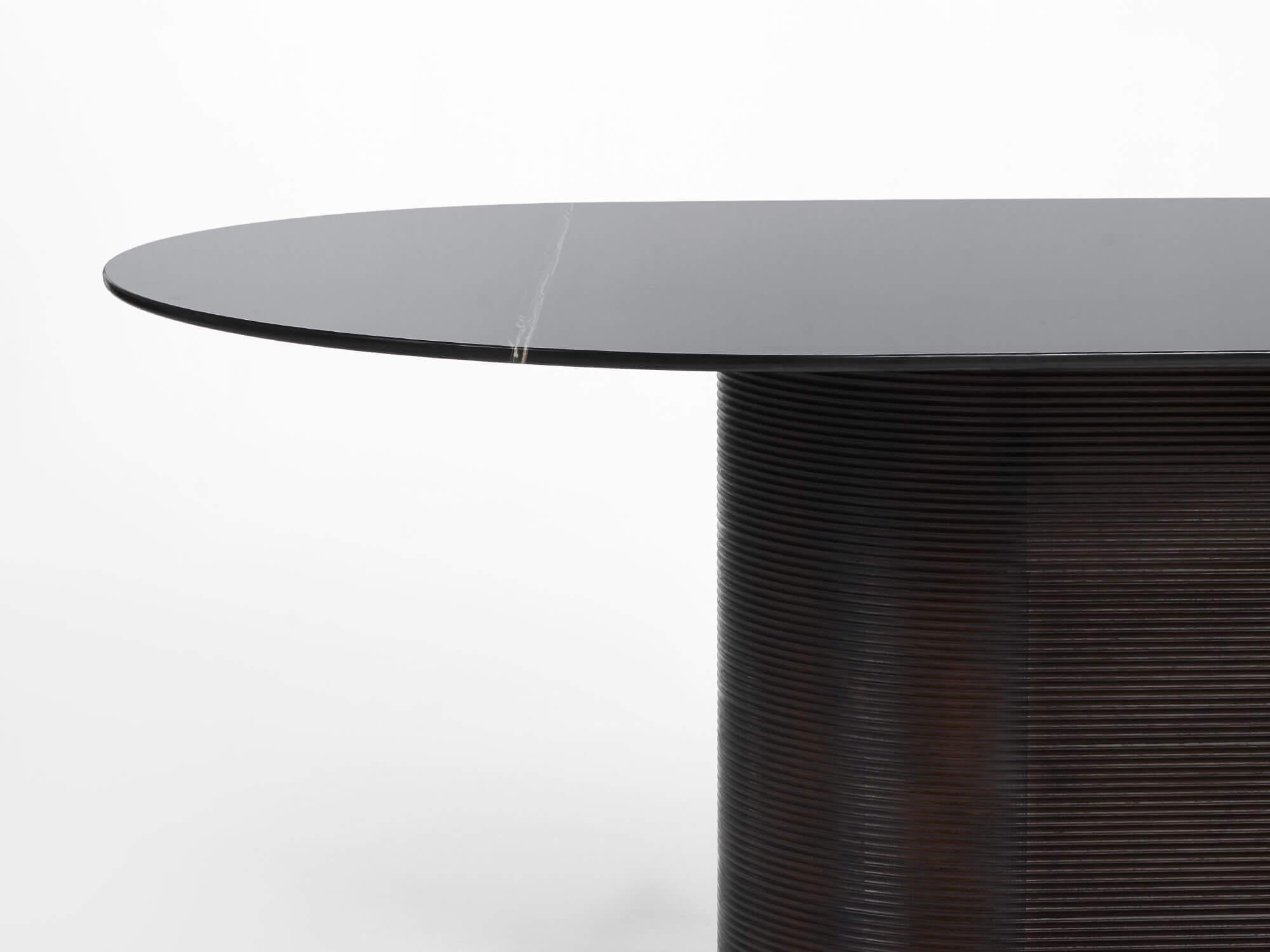 Contemporary Ash Dark Calacata Vagli Waves Dining Table L by Milla & Milli For Sale