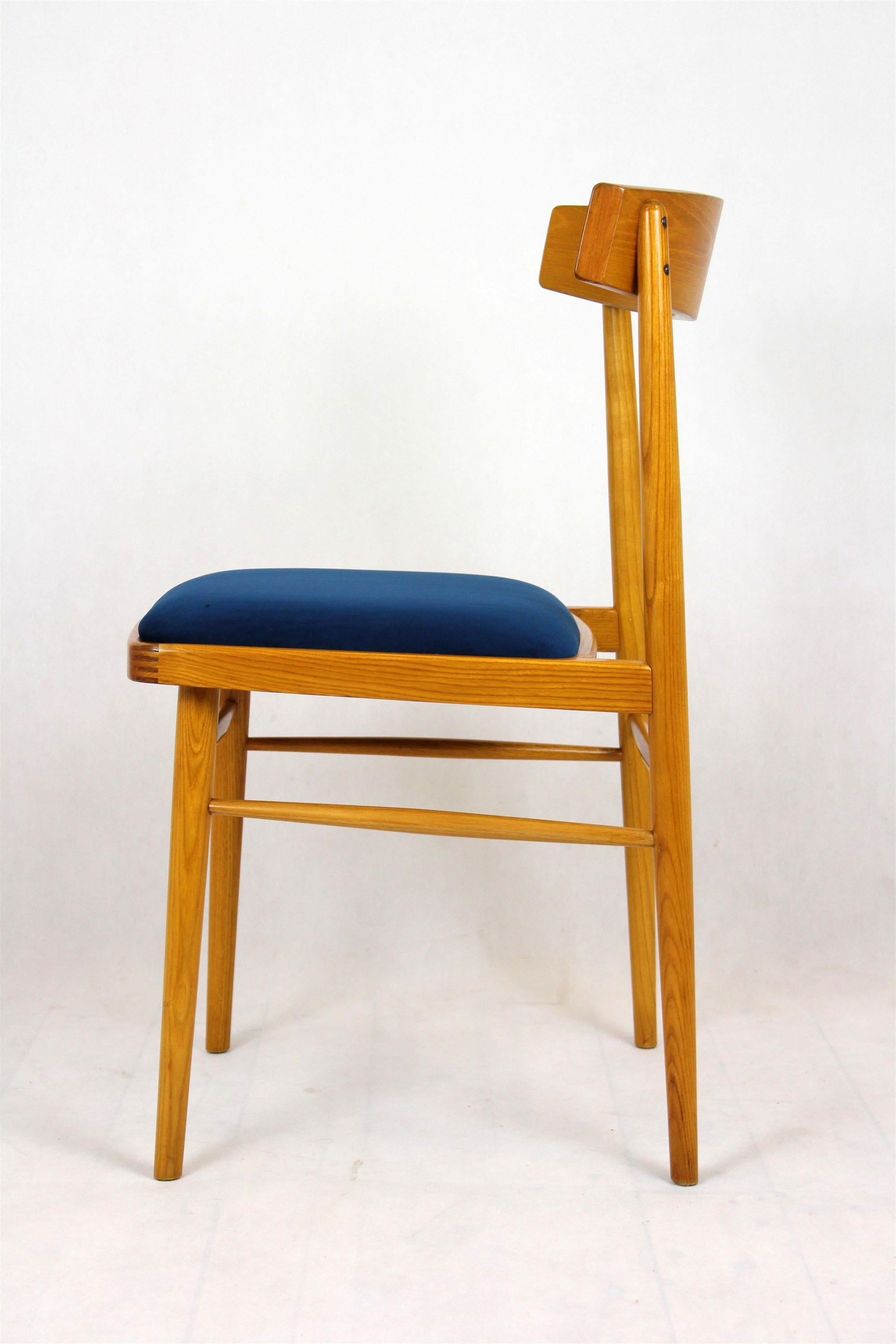 Ash Dining Chairs from Ton, 1960s, Set of 4 For Sale 7