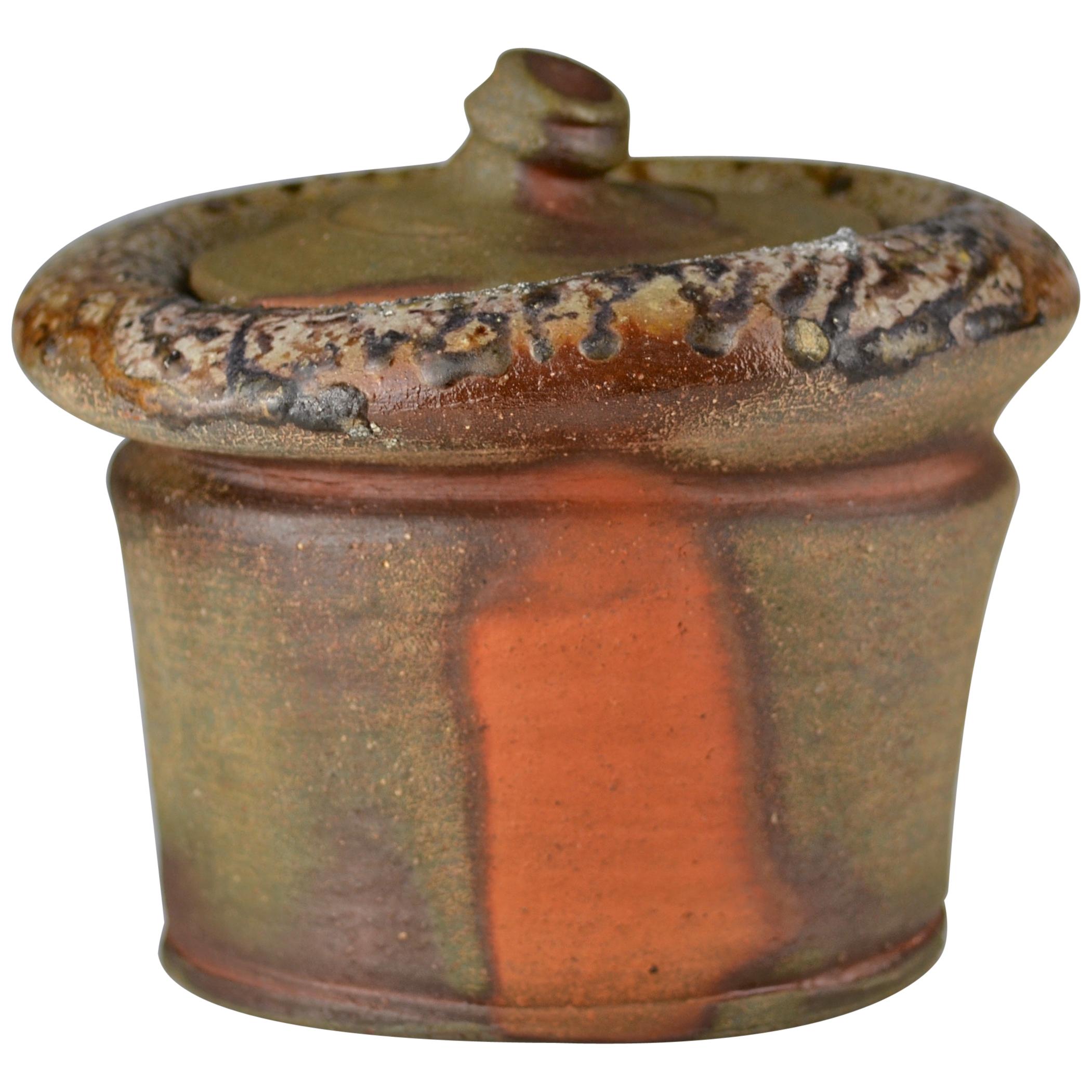 Ash Glazed Lidded Jar with Arrow-Notch Type Mouth by Kaneshige Makoto, 1945 For Sale