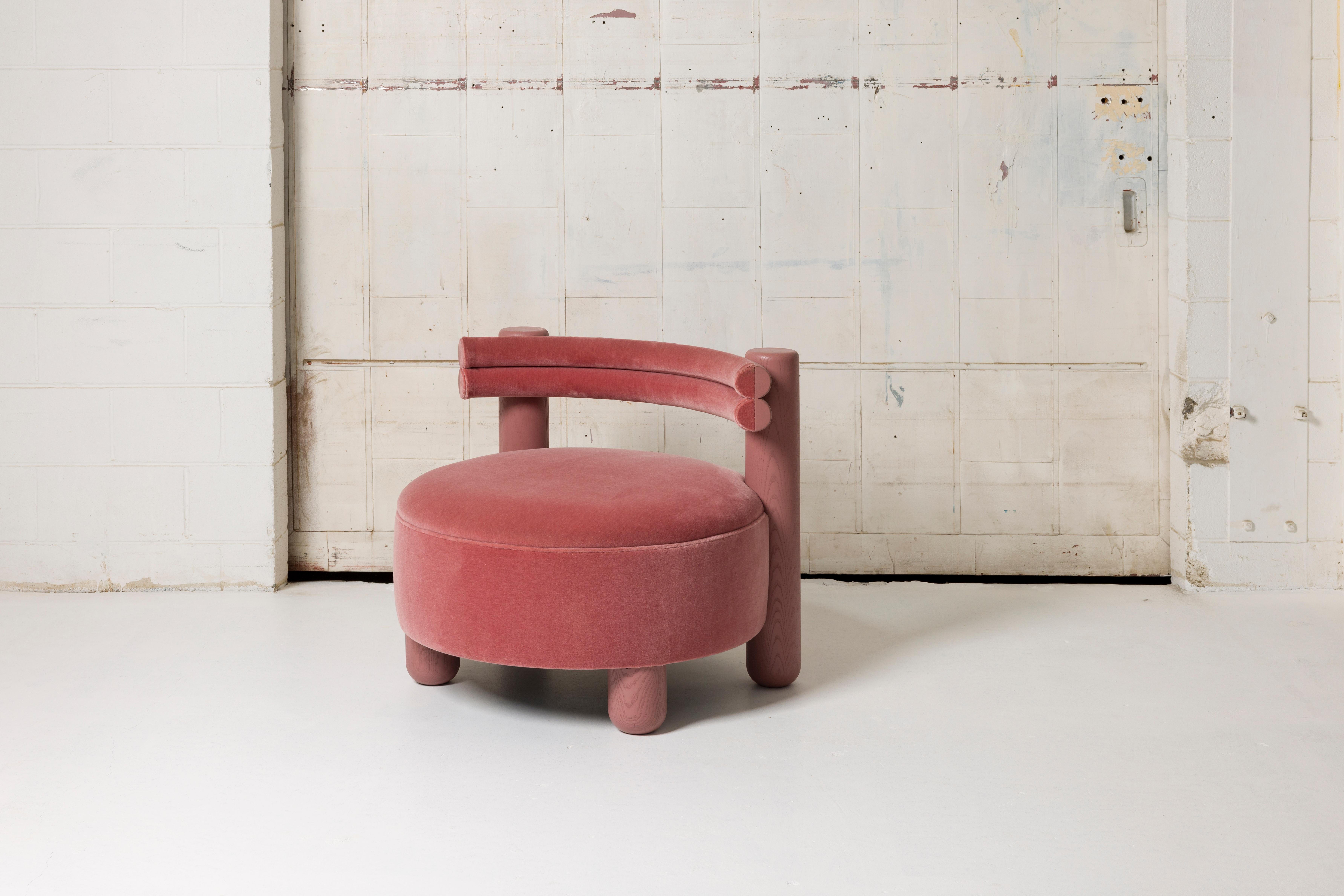Mohair Sedia Big Chair in legno duro di Studio A di BNF Studio in vendita