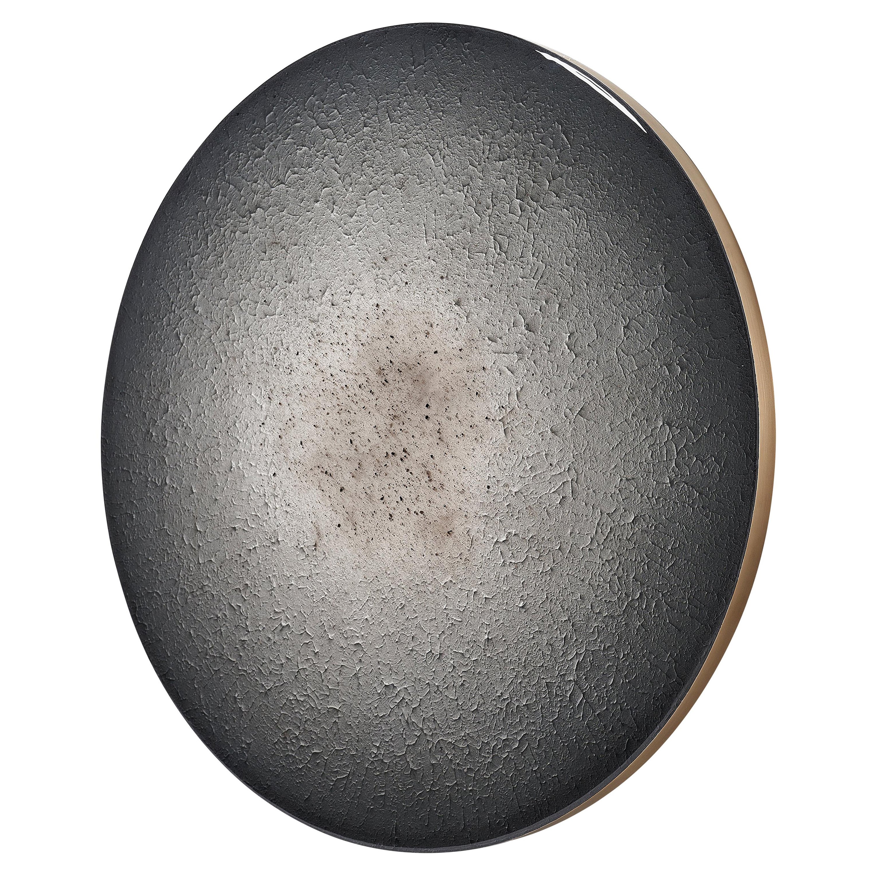 Ash Minimalistic Round by Corine Vanvoorbergen