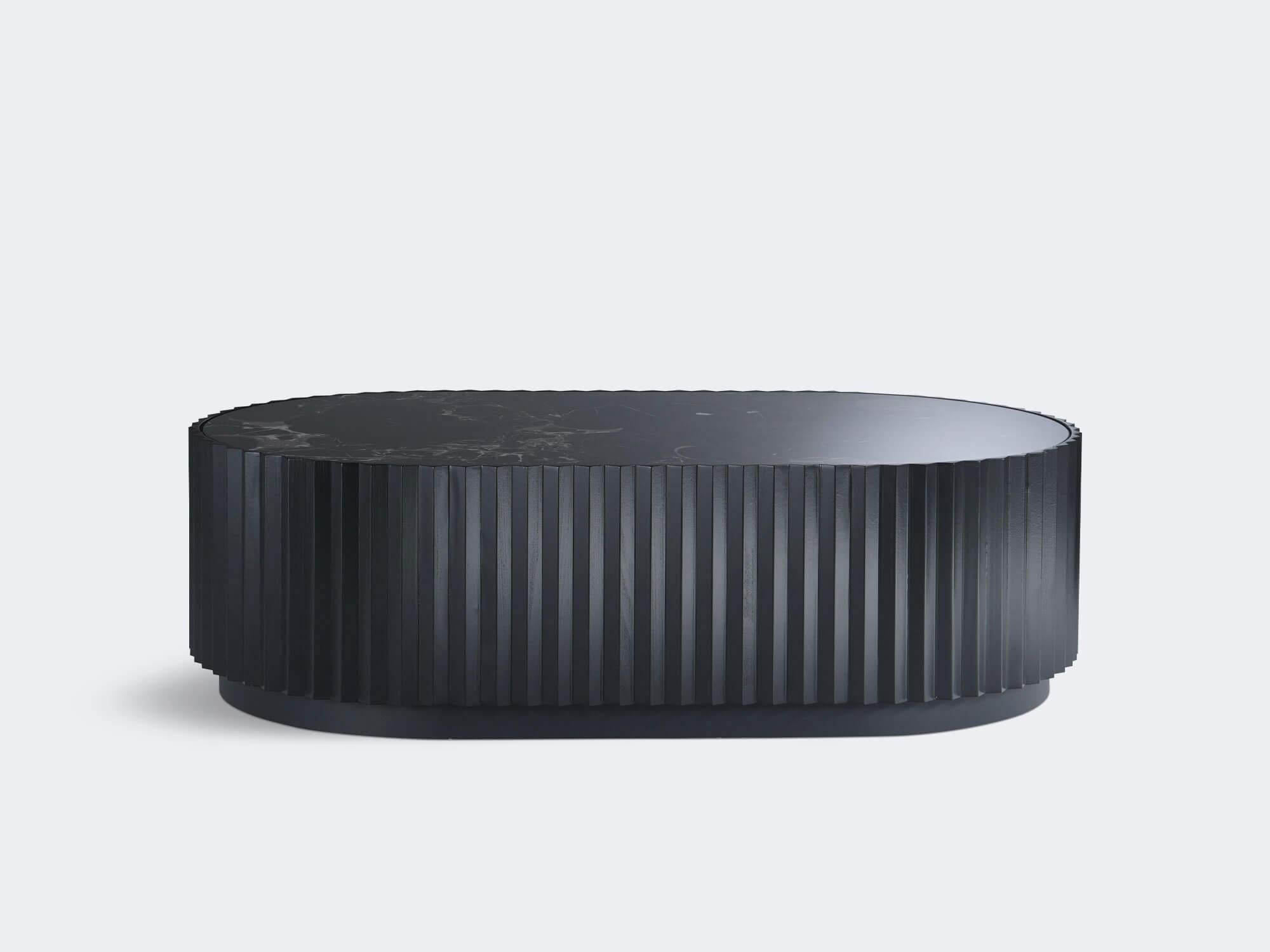 Table basse « Ash Noir Calacata Vagli Eternel L » de Milla & Milli Neuf - En vente à Geneve, CH