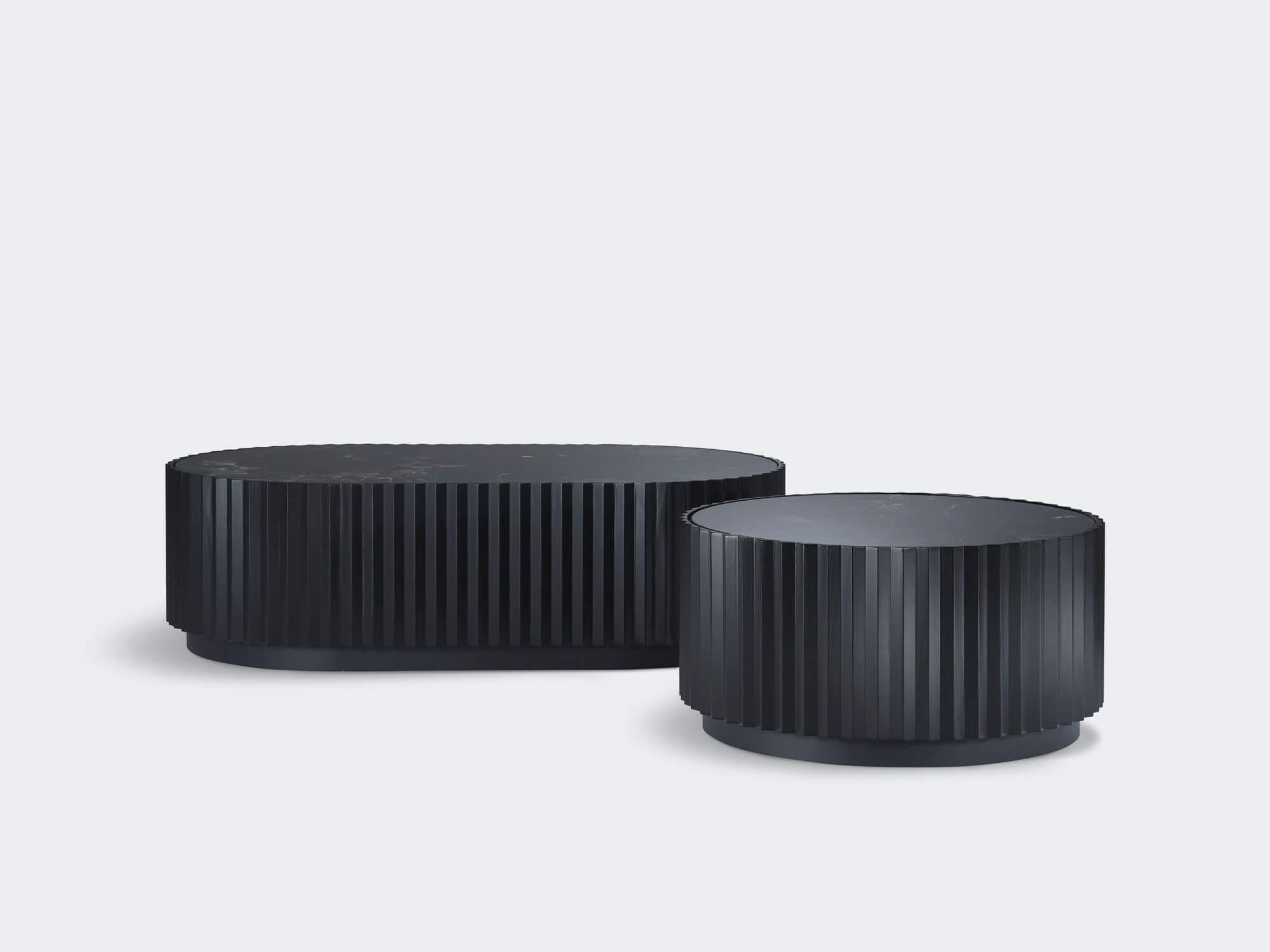 Mesa baja Eternel L Fresno Ámbar Negro Oro by Milla & Milli Siglo XXI y contemporáneo en venta