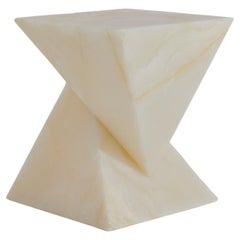 Tavolino in frassino e onice bianco di RAFFINATO