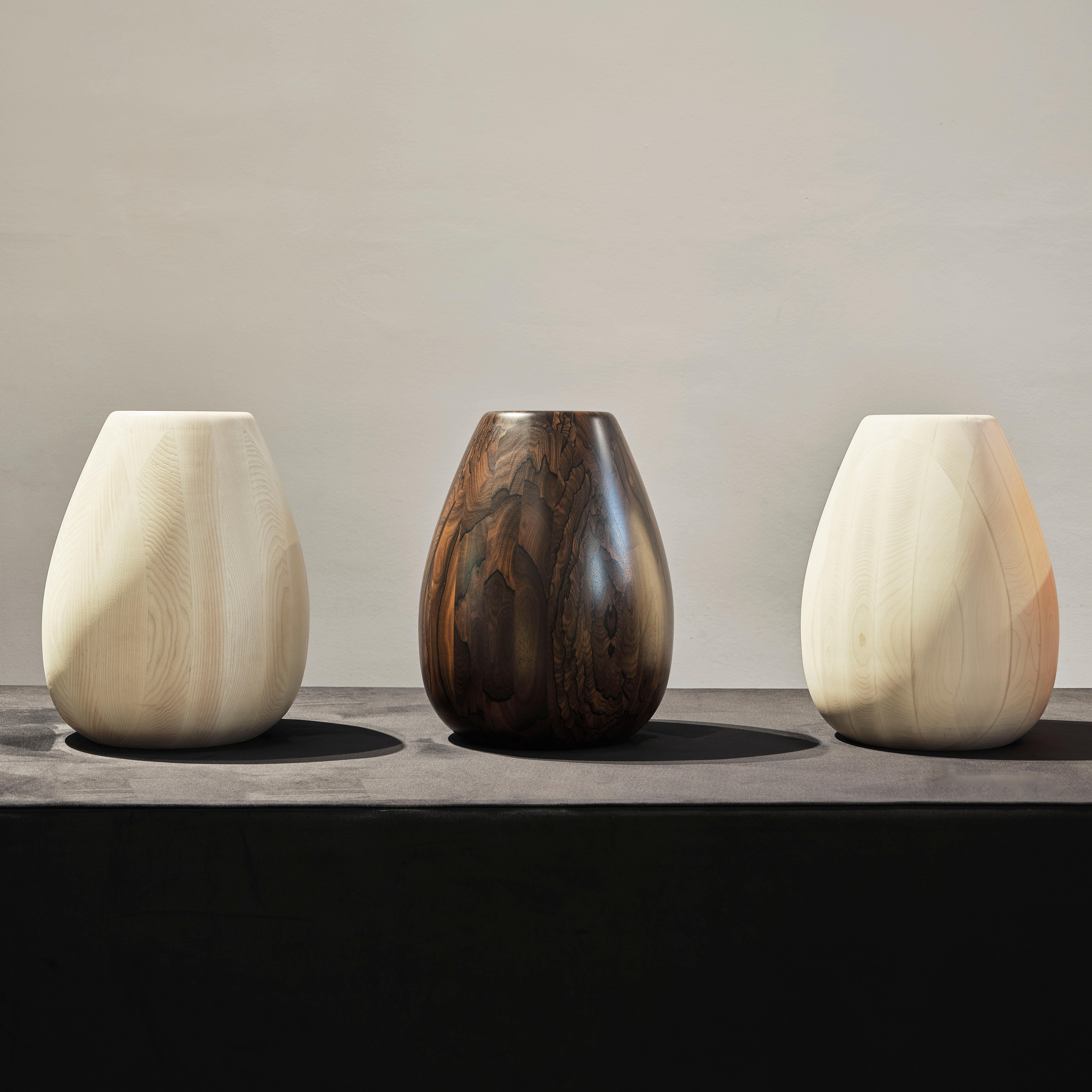 Italian Ash Wood Vase h25 design Franco Albini - edit by Officina della Scala For Sale