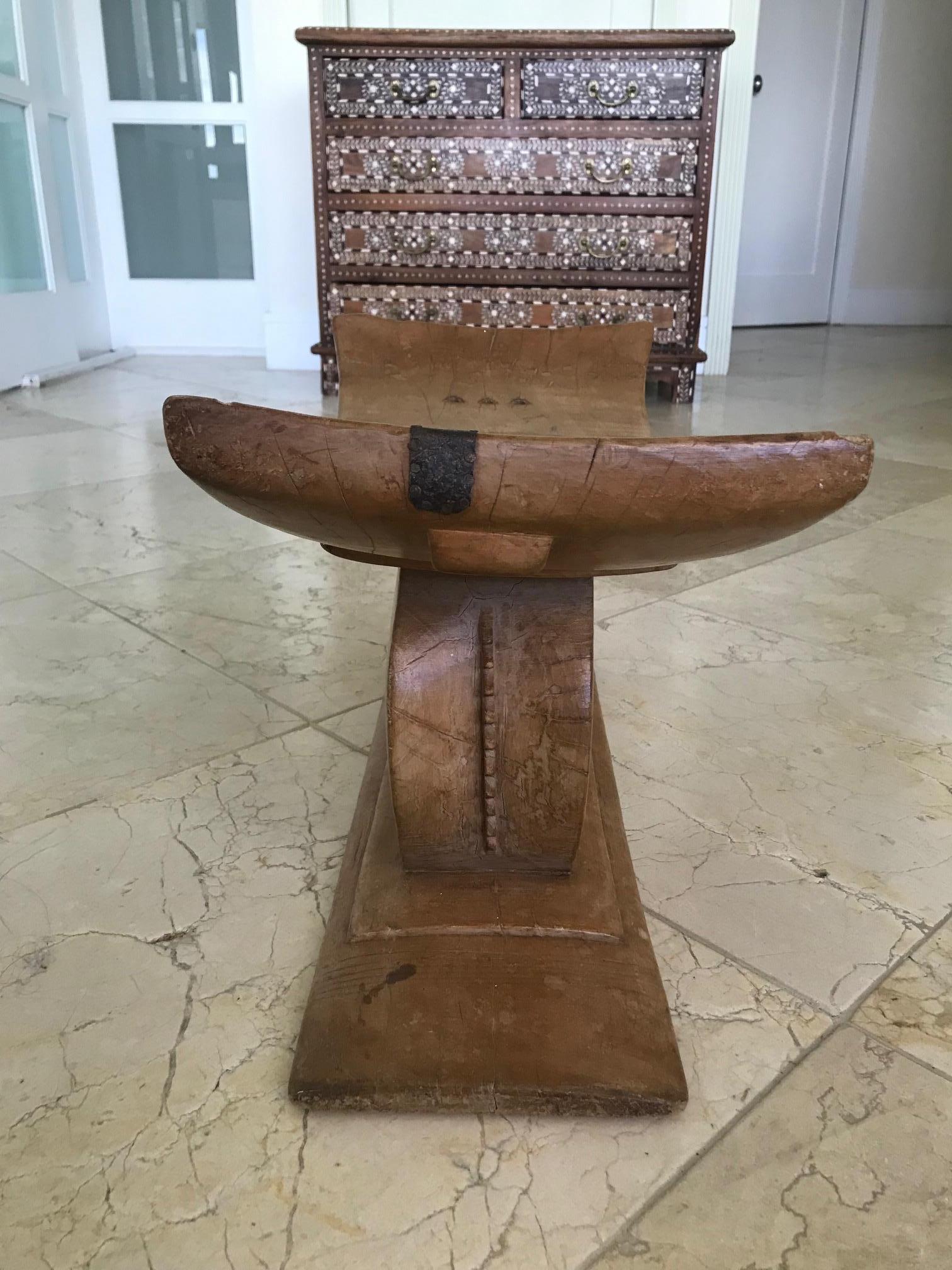 Ashanti African Tribal Stool in Hand Carved Wood, Early 20th Century 2