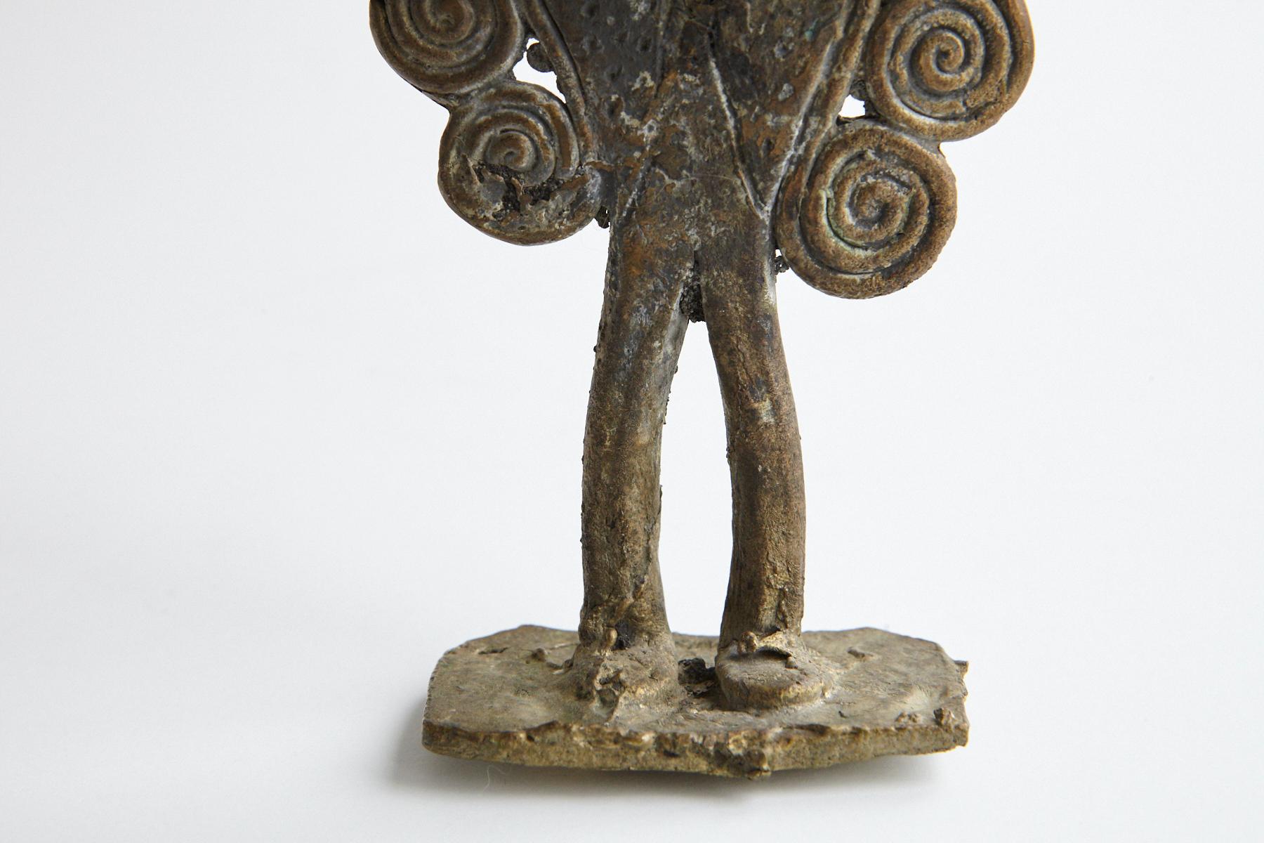 Ashanti-Bronzefigur des Asante-Volkes, Ghana, 1950er Jahre im Angebot 1