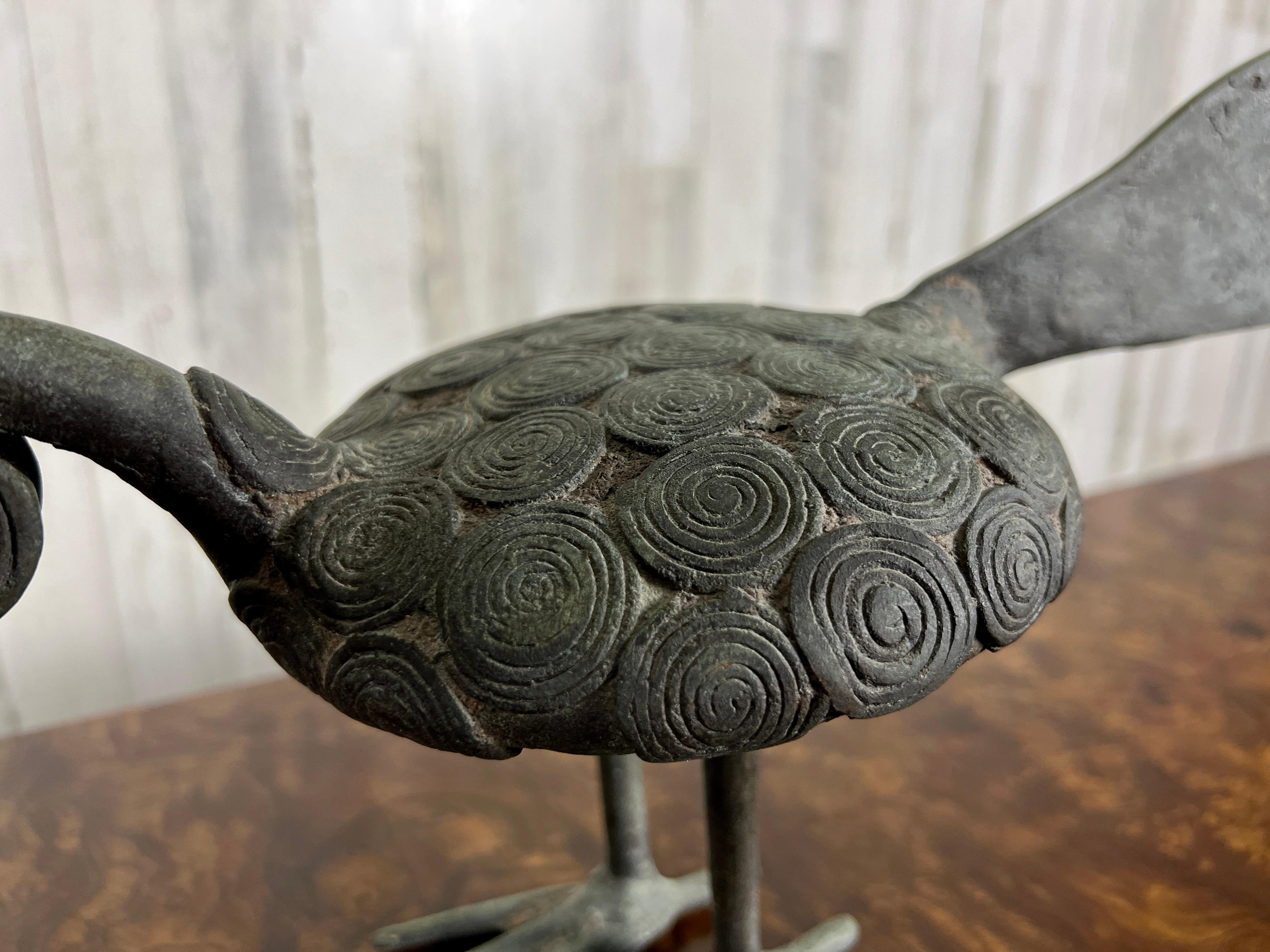 20ième siècle Oiseau cornebill Ashanti en bronze en vente