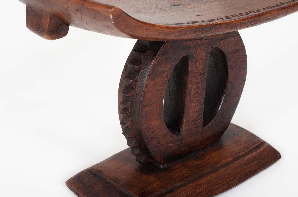 Taburete Ashanti de madera, diseño africano, 1950 en venta 5