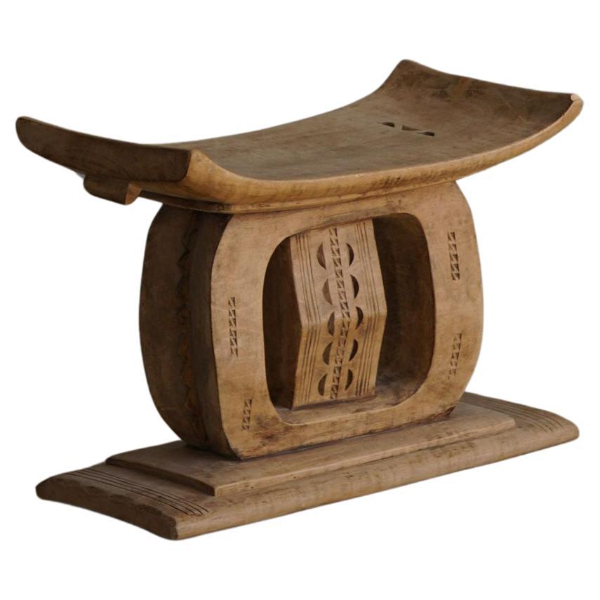 Ashanti Stool, West African Hand Carved Hardwood Stool, Wabi Sabi, 20th Century For Sale