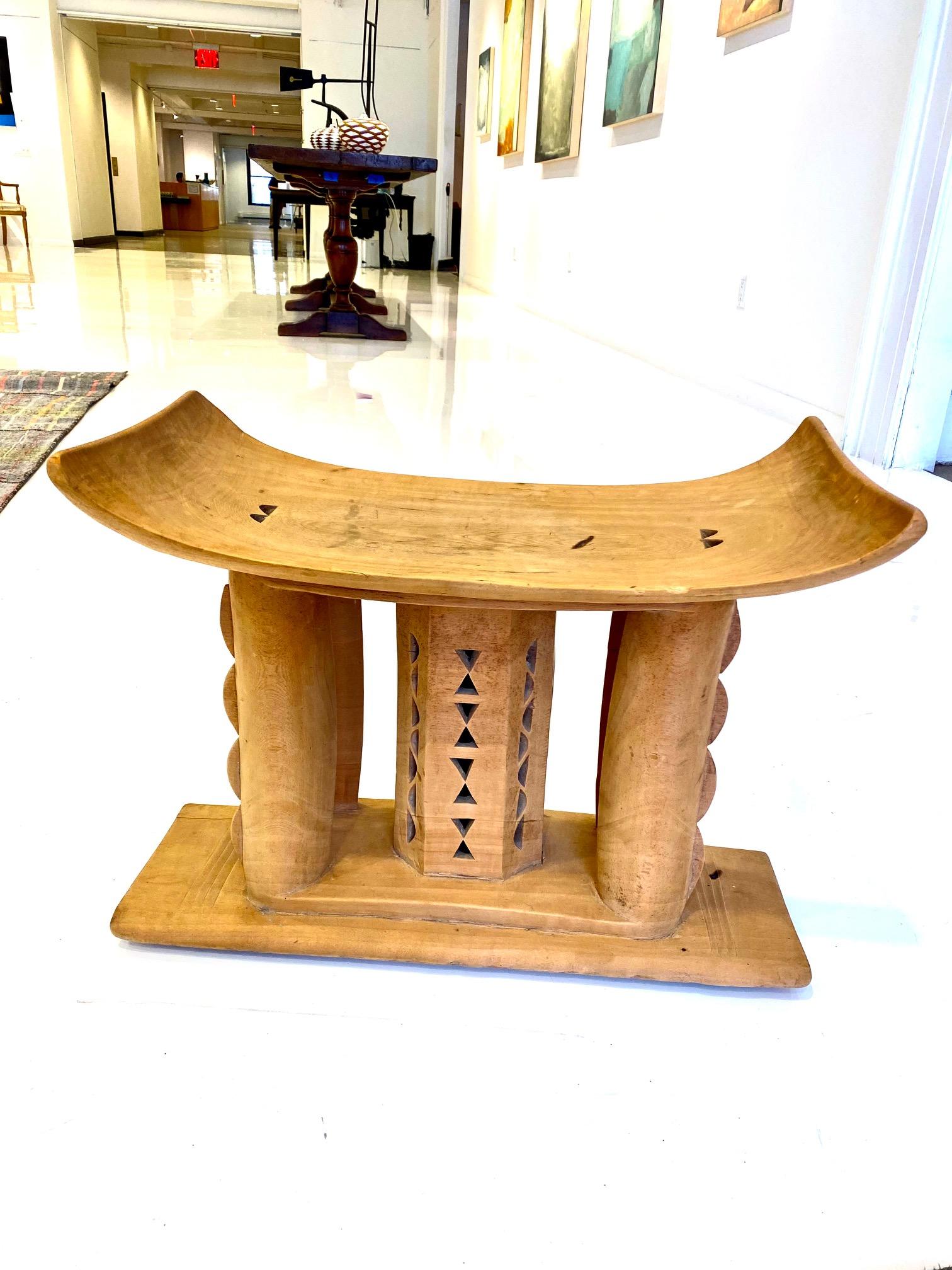 Ashanti Wood Stools West Africa, Ghana In Good Condition For Sale In Montreal, QC