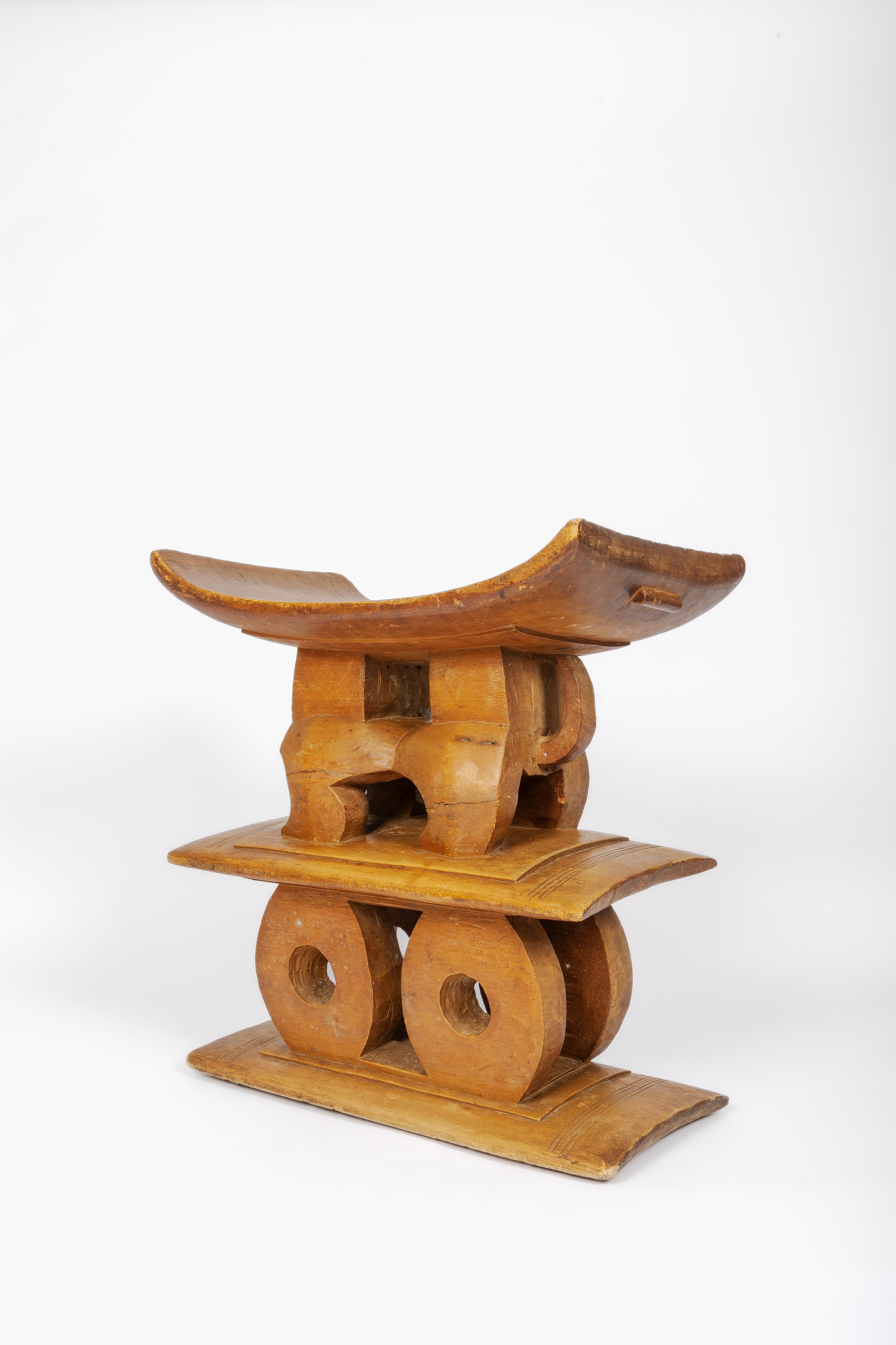 Ghanese Sgabello in legno Ashanti Africa occidentale Ghana in vendita