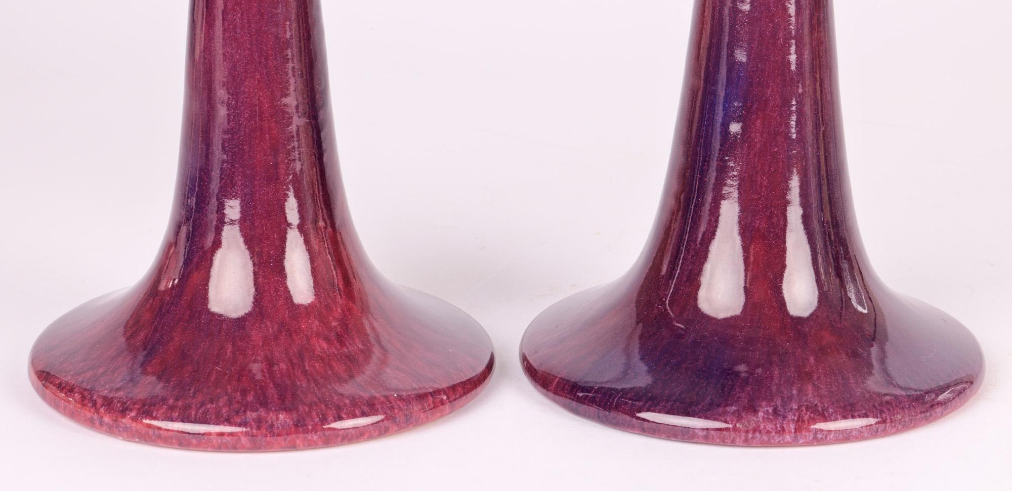 Ashby Potters Guild Paar Art Nouveau Streak glasierte Kerzenständer (Englisch) im Angebot