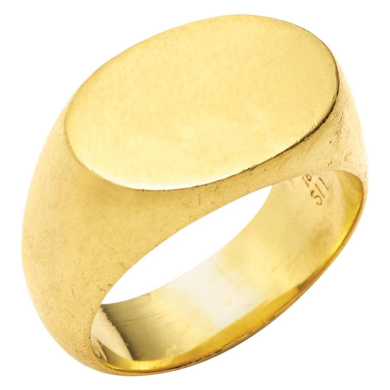 Susan Lister Locke The Ashley Oval Signet Ring in 18 Karat Gold For Sale