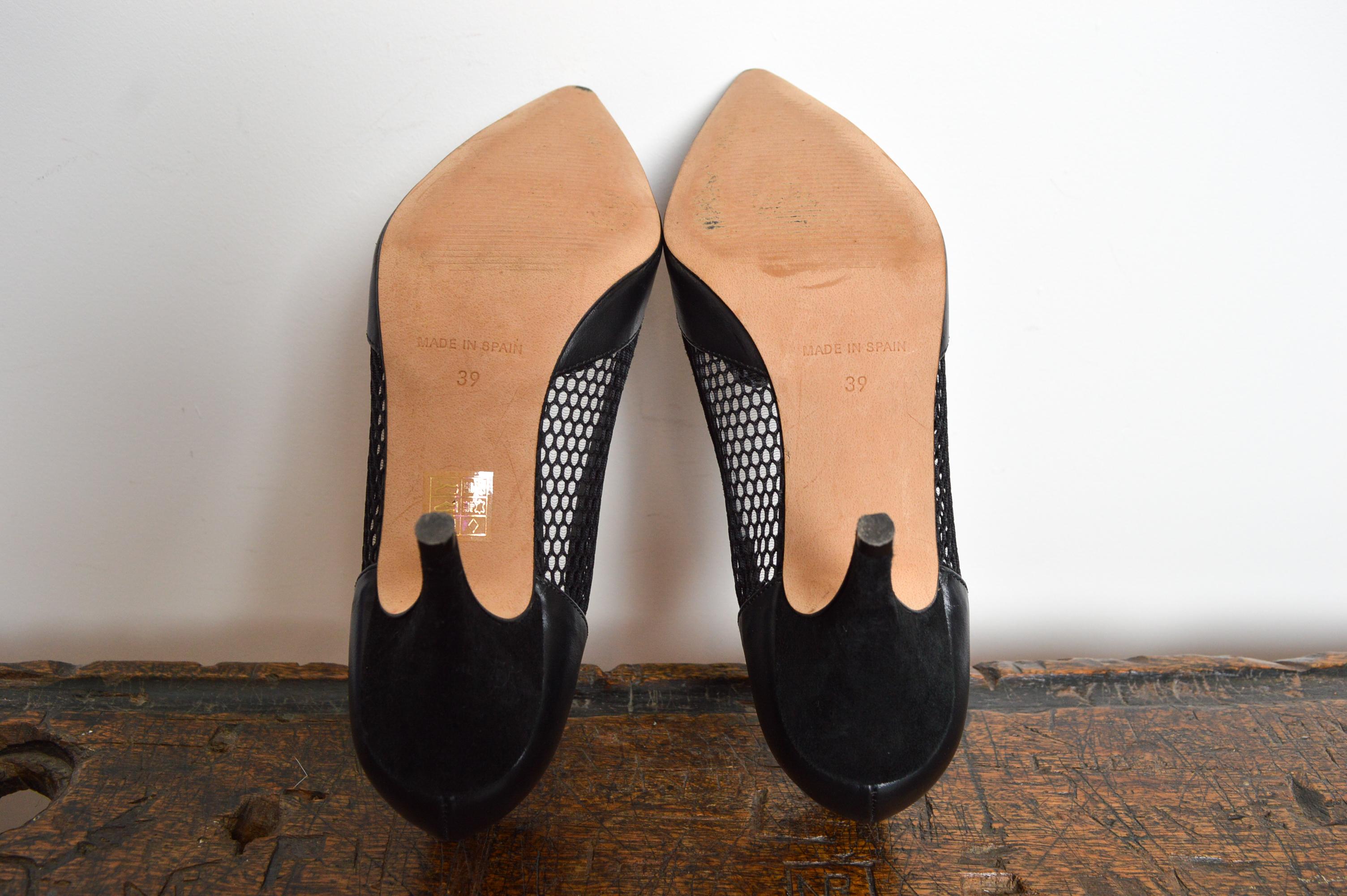 Ashley Williams Red Or Dead Black Mesh Pointed Mouse Face Novelty Court Heels For Sale 10
