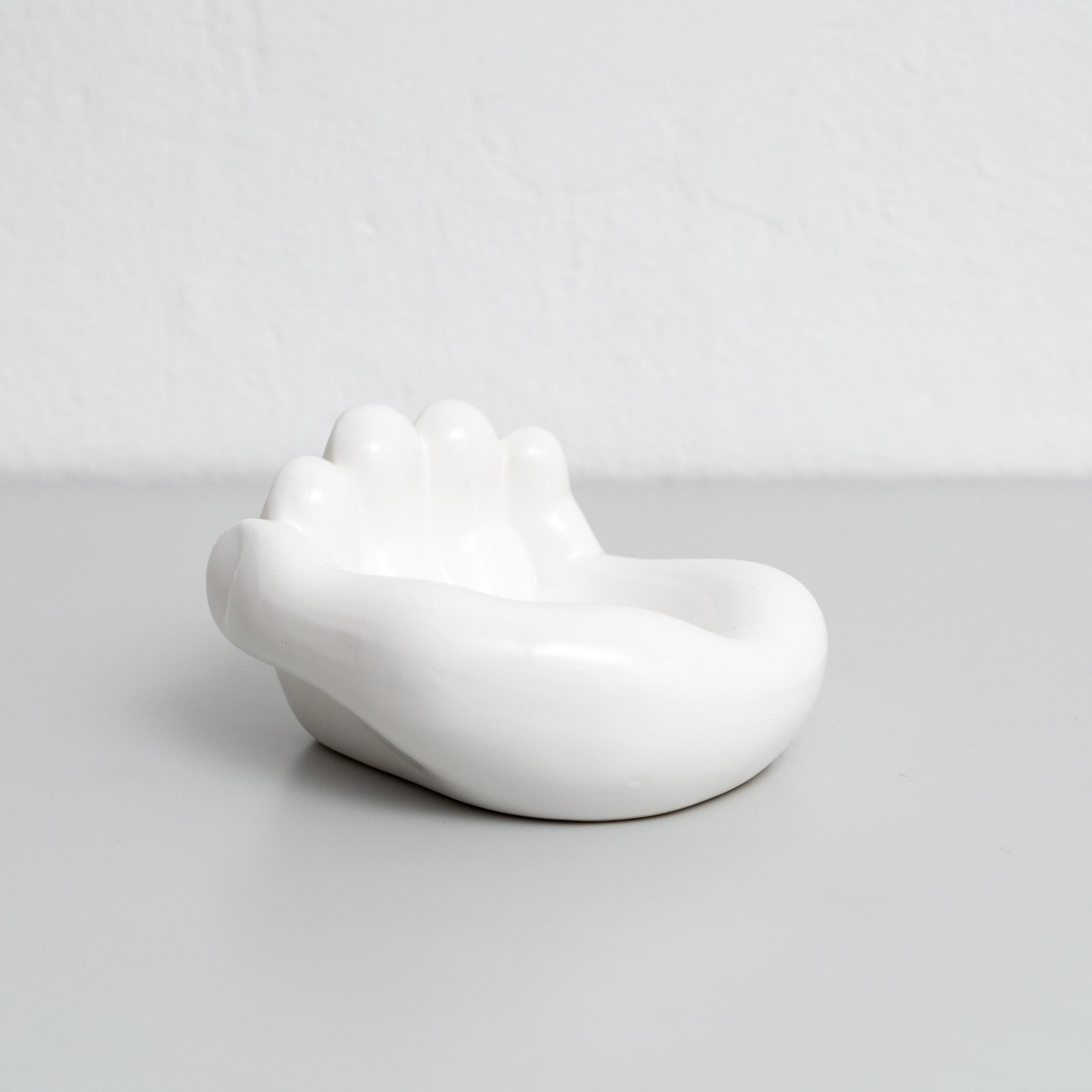 Ashtray After Georges Jouve Ceramic in White, circa 1950 For Sale 2