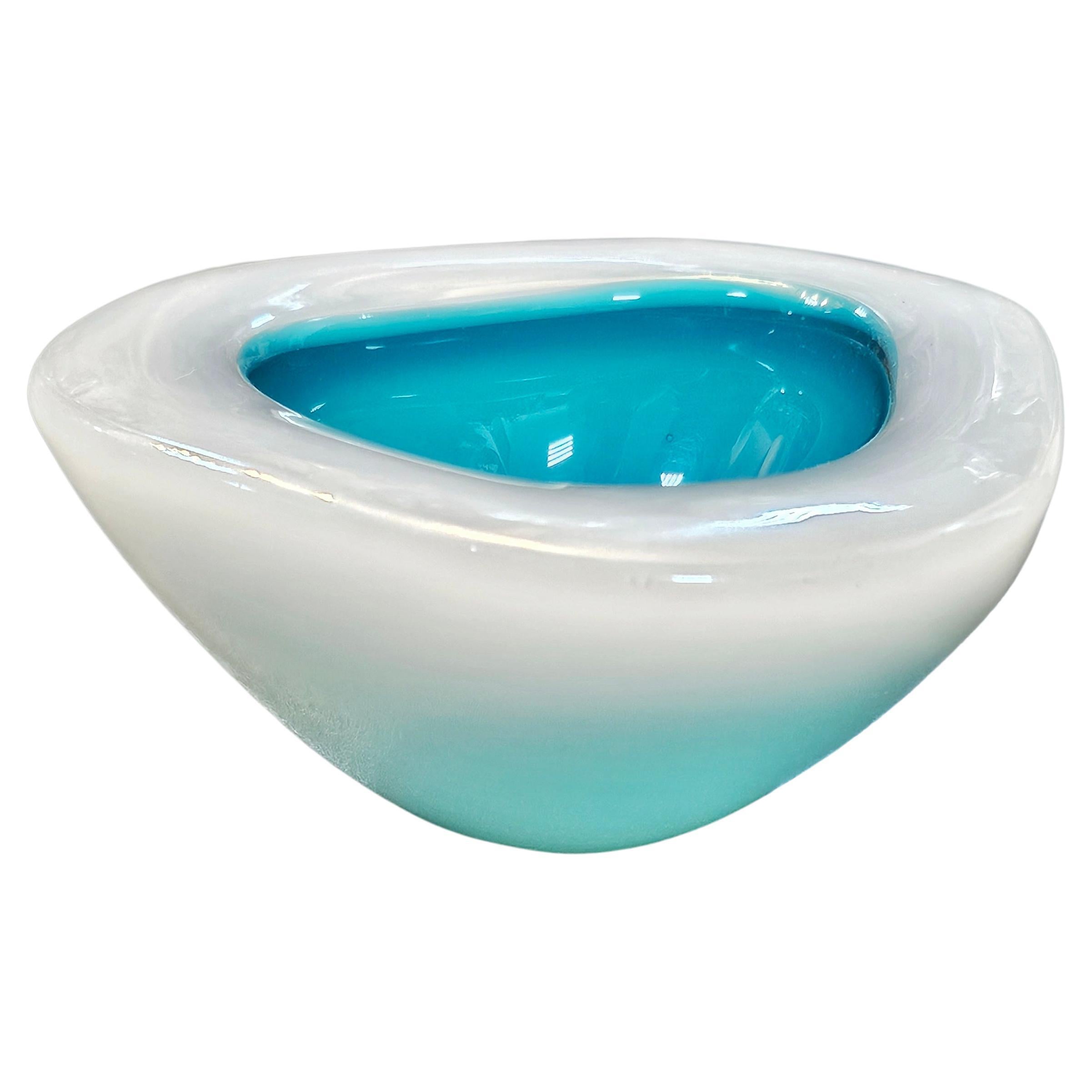 Ashtray by Archimede Seguso in Opaline and Turquoise Murano Glass, Italy 1950s For Sale