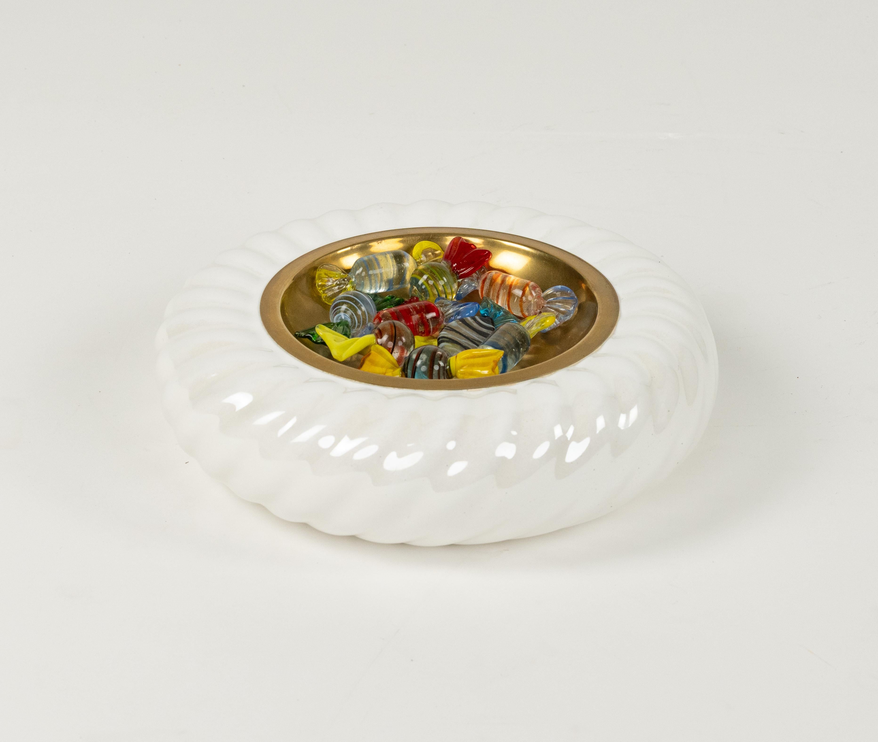 Aschenbecher aus Keramik und Messing von Tommaso Barbi für B ceramiche, Italien 1970er Jahre im Angebot 4