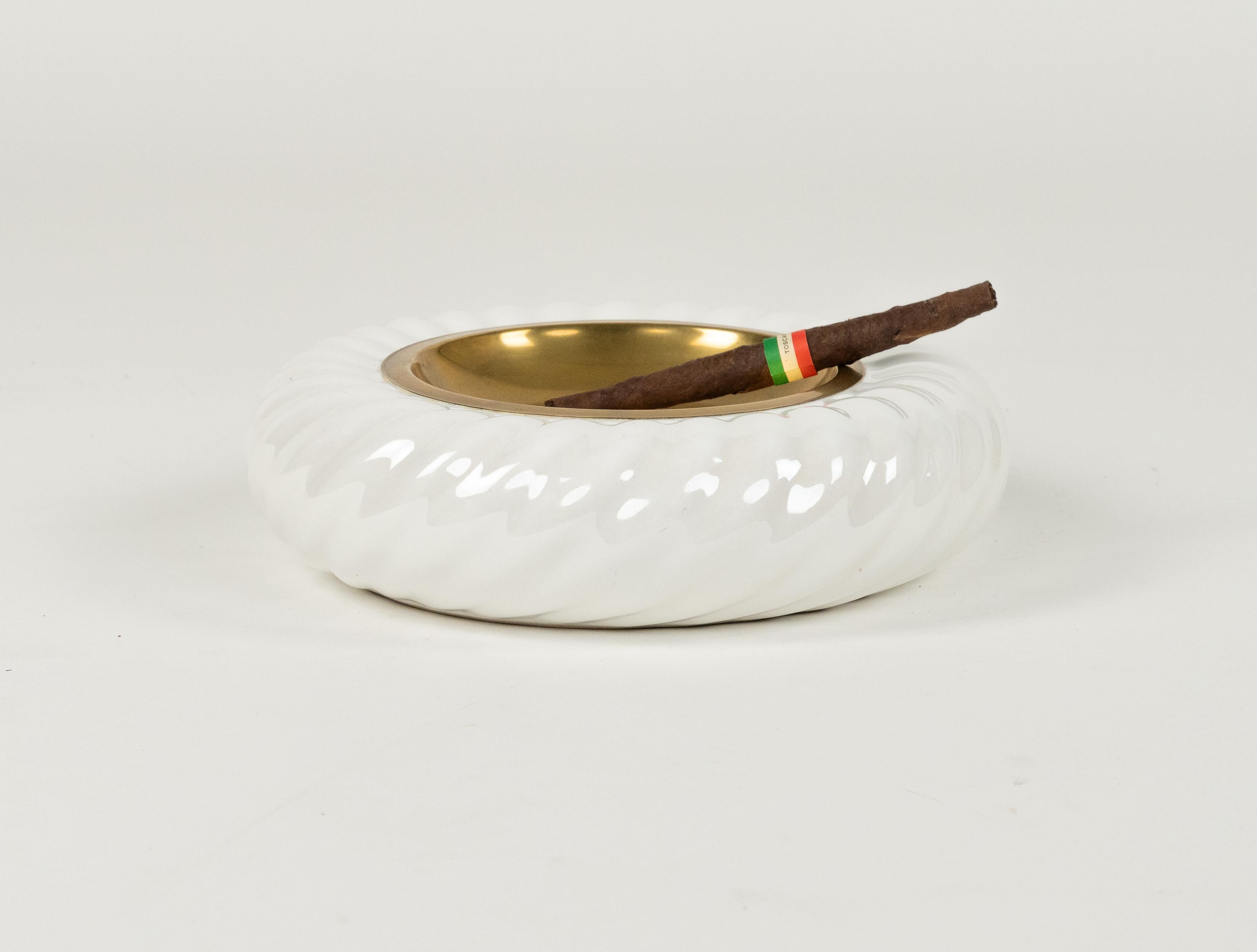 Aschenbecher aus Keramik und Messing von Tommaso Barbi für B ceramiche, Italien 1970er Jahre im Angebot 2