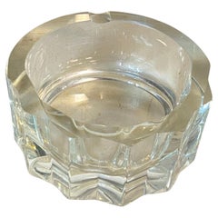 Ashtray in Crystal From "Cristallerie de Haute Bretagne" Transparent color
