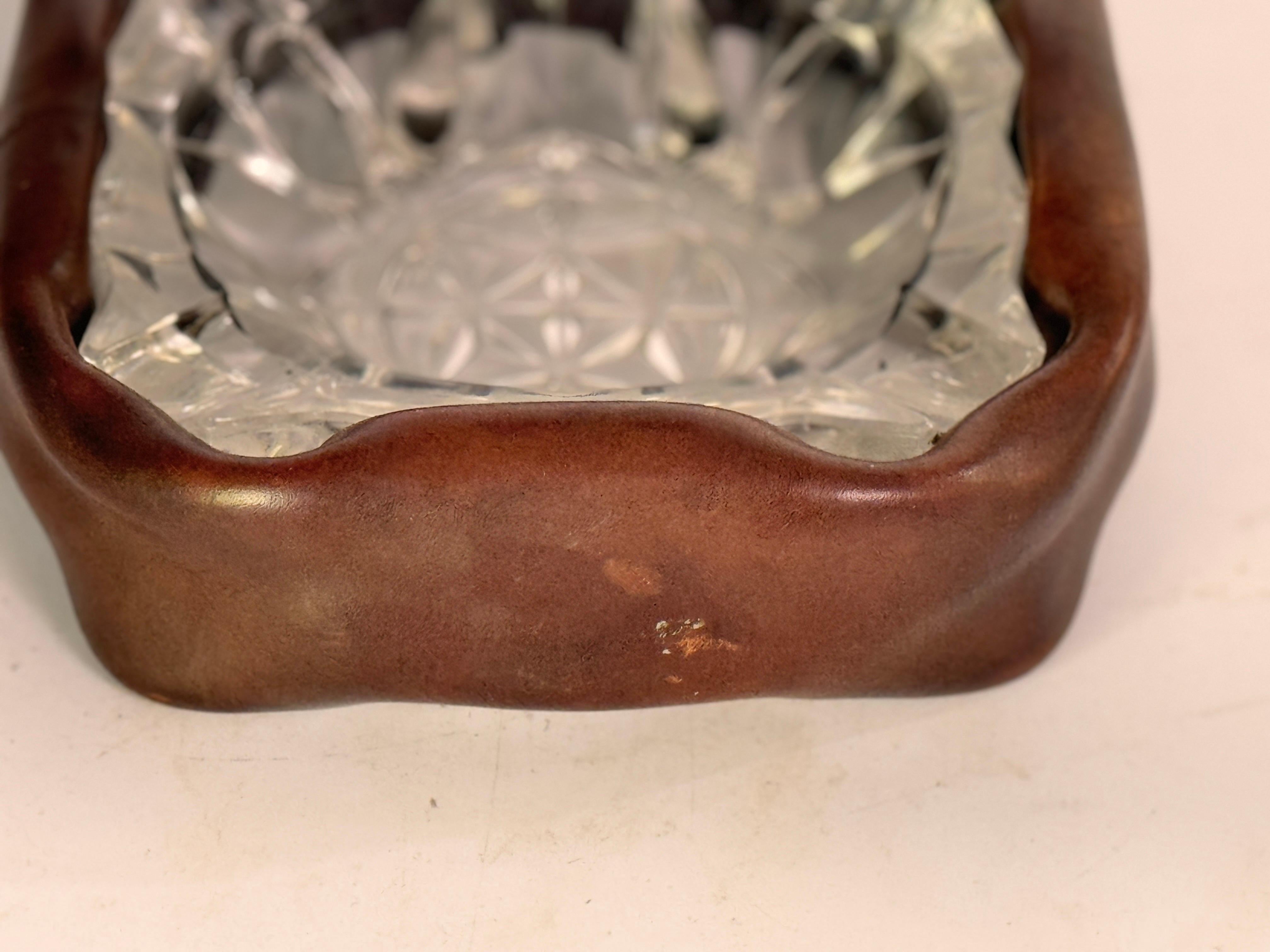 Ashtray in Glass with a Leather Cover, Brown Color, France 1970 In Good Condition For Sale In Auribeau sur Siagne, FR