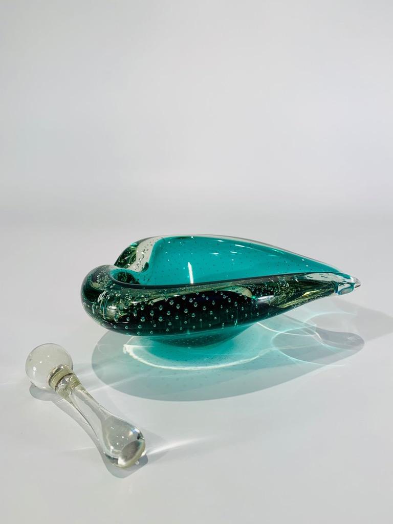 Mid-Century Modern Ashtray in Murano glass green circa 1950 with eraser. For Sale