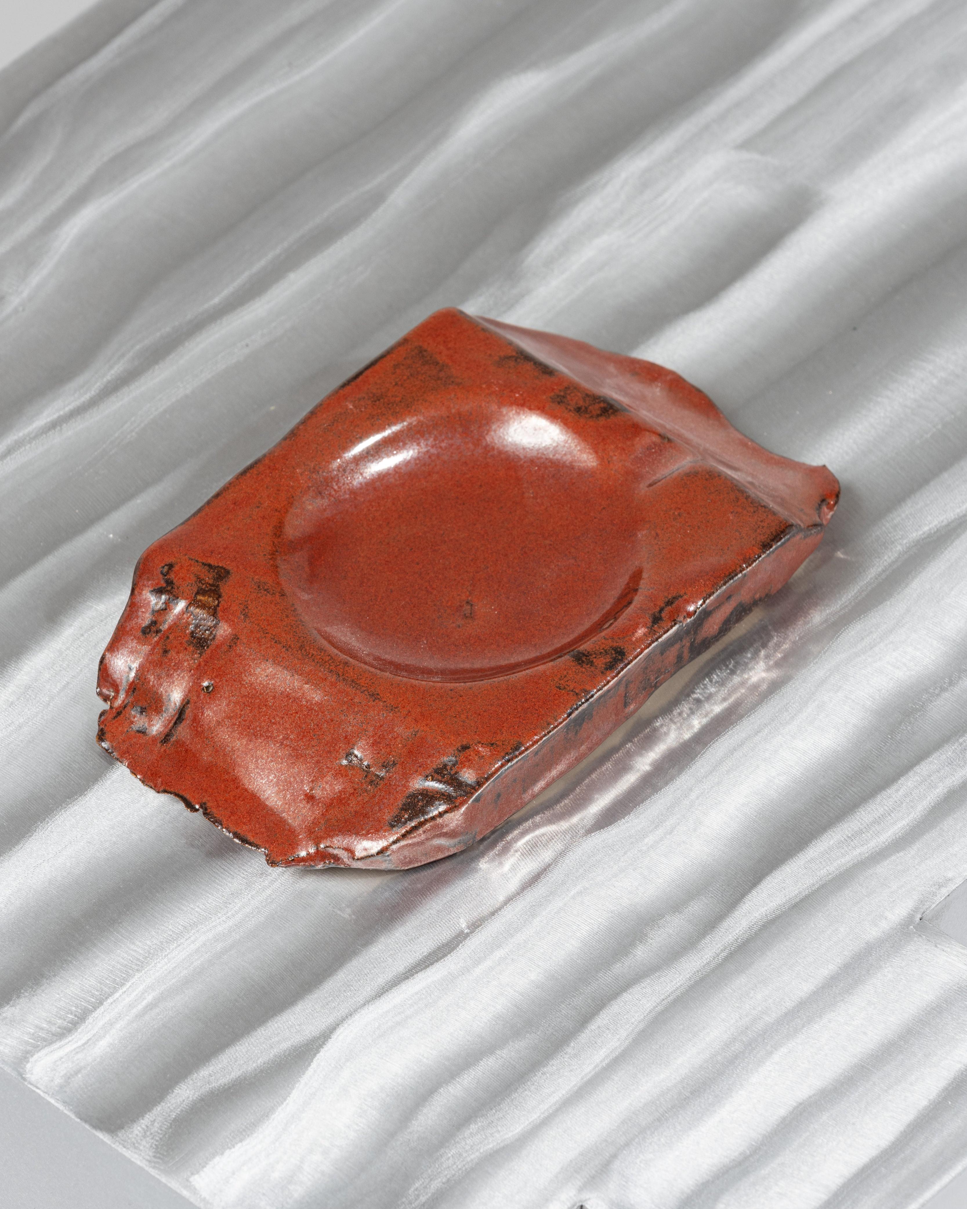 Ashtray in red glazed stoneware by ceramic artist Suzie Lapierre d'Argy, 2025. Artist’s signature on the underside.
Through her studio 