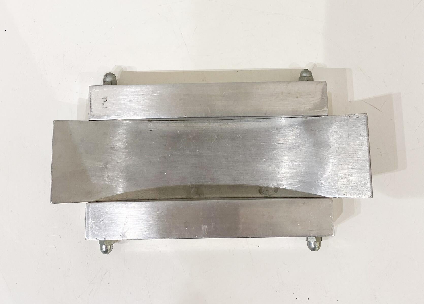 Aschenbecher aus Edelstahl und sandgestrahltem Aluminium von Pol Quadens 1989, Belgien im Zustand „Gut“ im Angebot in Brussels, BE