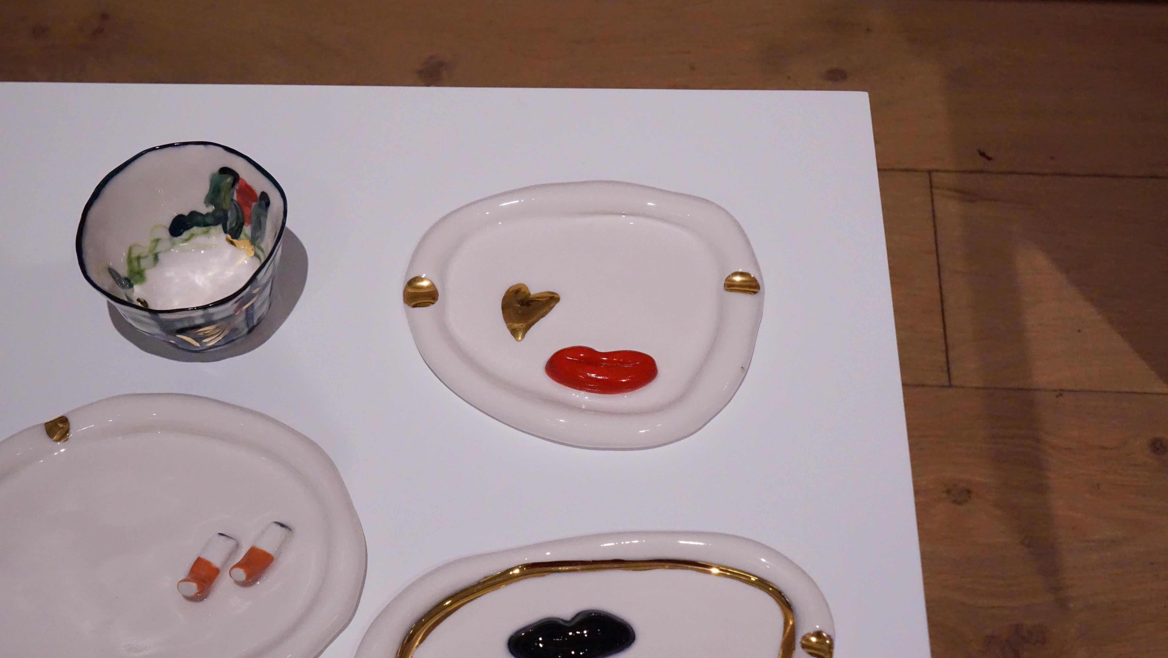 Cenicero de Porcelana Blanca con Labios Post Modern Inspirado por Hania Jneid en venta 2