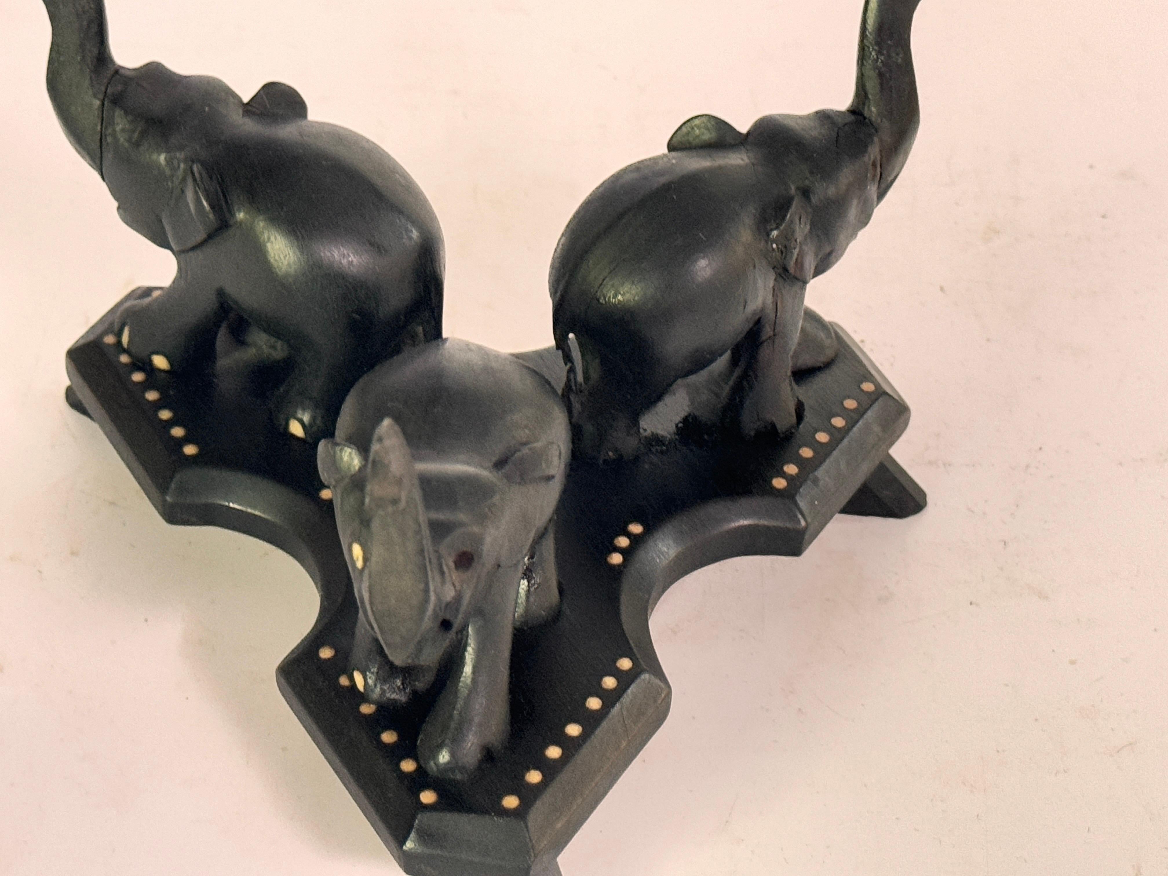 Ashtray in Wood with a Elephant Carved Based, France, 1950s For Sale 1