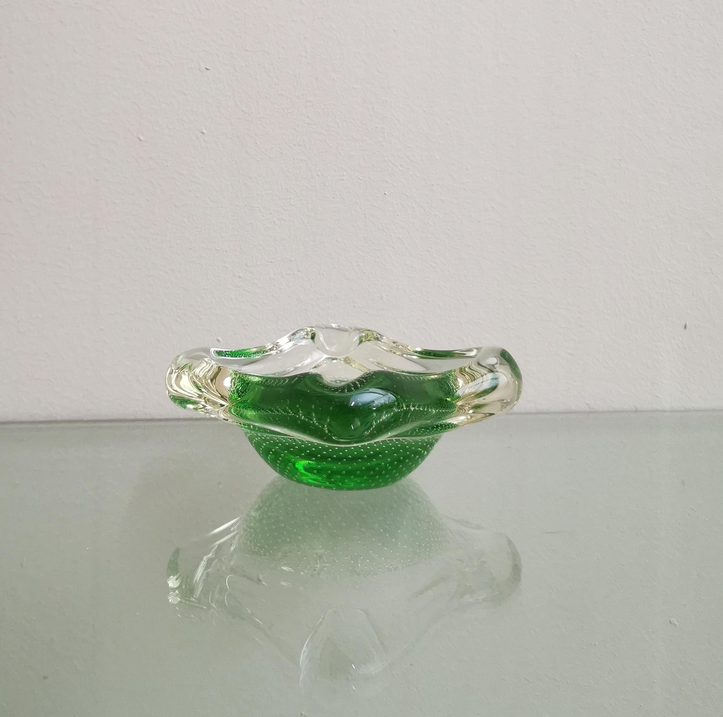 Verre de Murano Cendrier Murano Glass Sommerso Attribué à Seguso Midcentury Modern Italy 1950s en vente