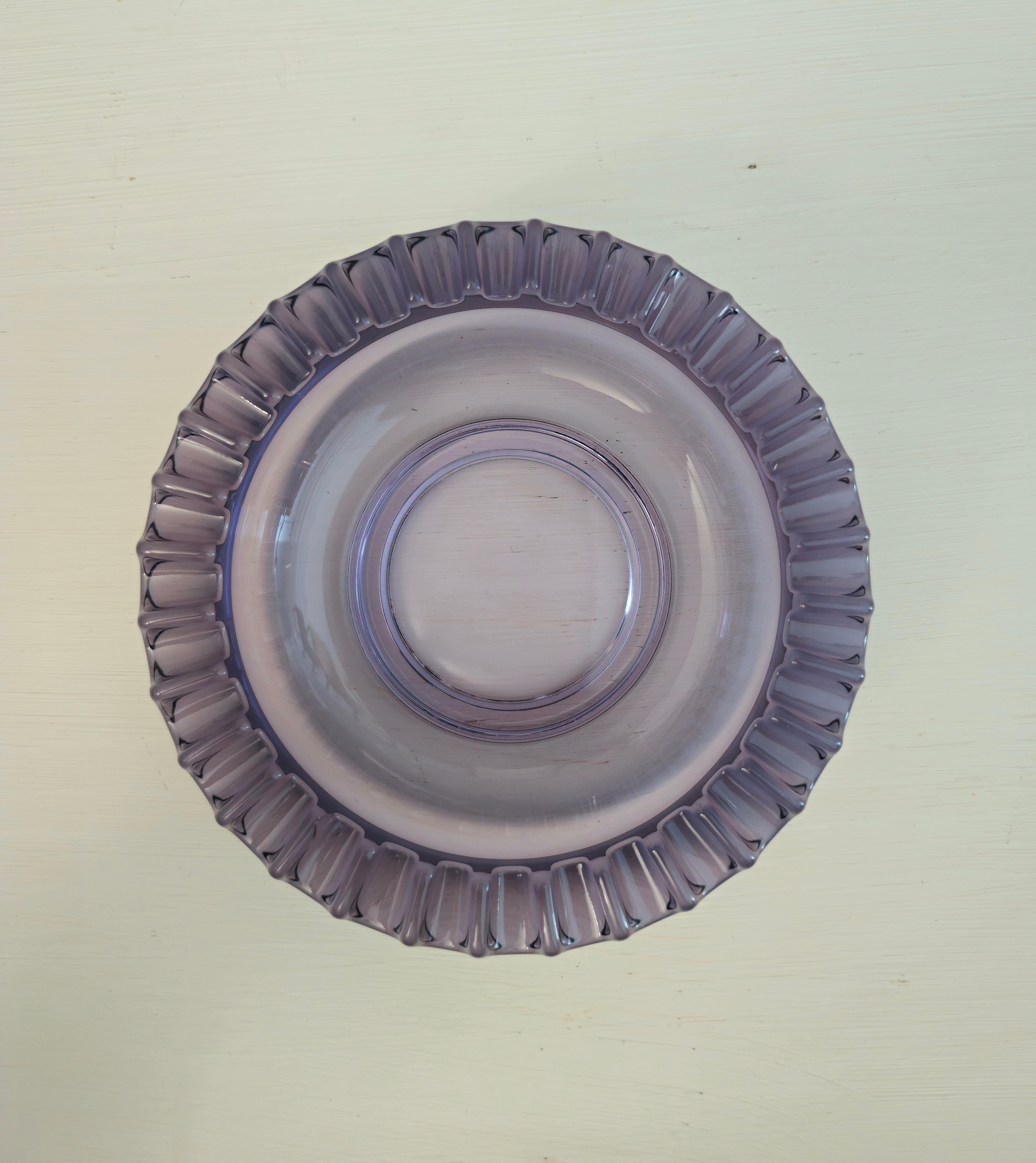 Cenicero de cristal de Murano Violeta Transparente Diseño italiano moderno de mediados de siglo de los años 70 Italiano en venta