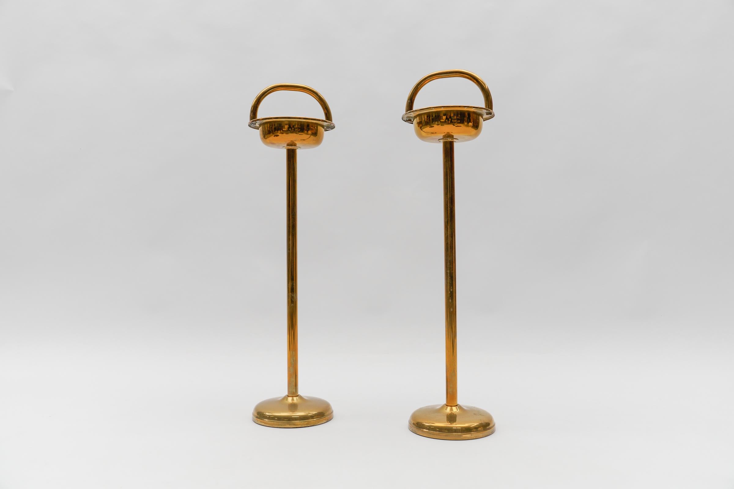 Mid-20th Century Ashtray Stand in the Manner of Carl Auböck in Brass, 1950s For Sale