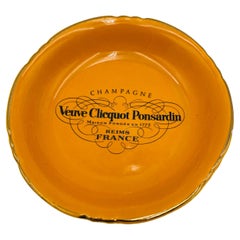 Cenicero Veuve Cliquot Ponsardin Moulin des Loups Champán Reims Francia