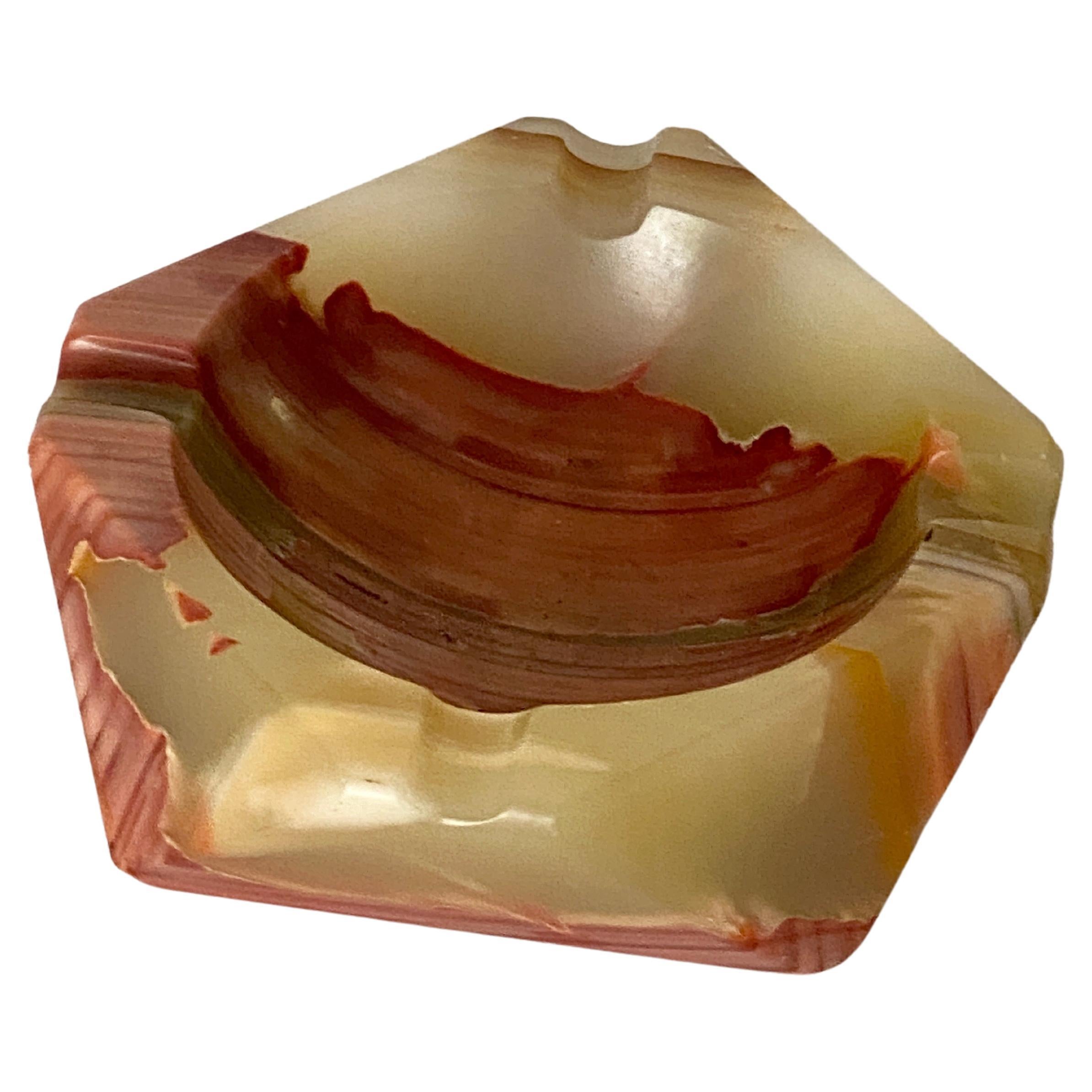 Ashtray, Vide Poche, in Onyx, Octogonal Shape, Polished, Italy 1960 For Sale