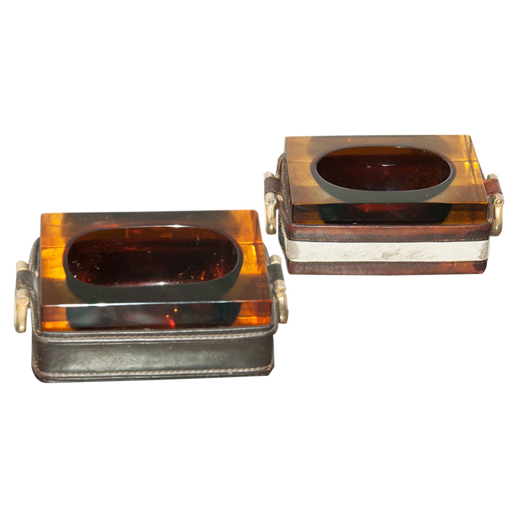 Ashtrays in Art Glass, Piqué Sellier Leather in the Style of Hermes, Set of 2 For Sale