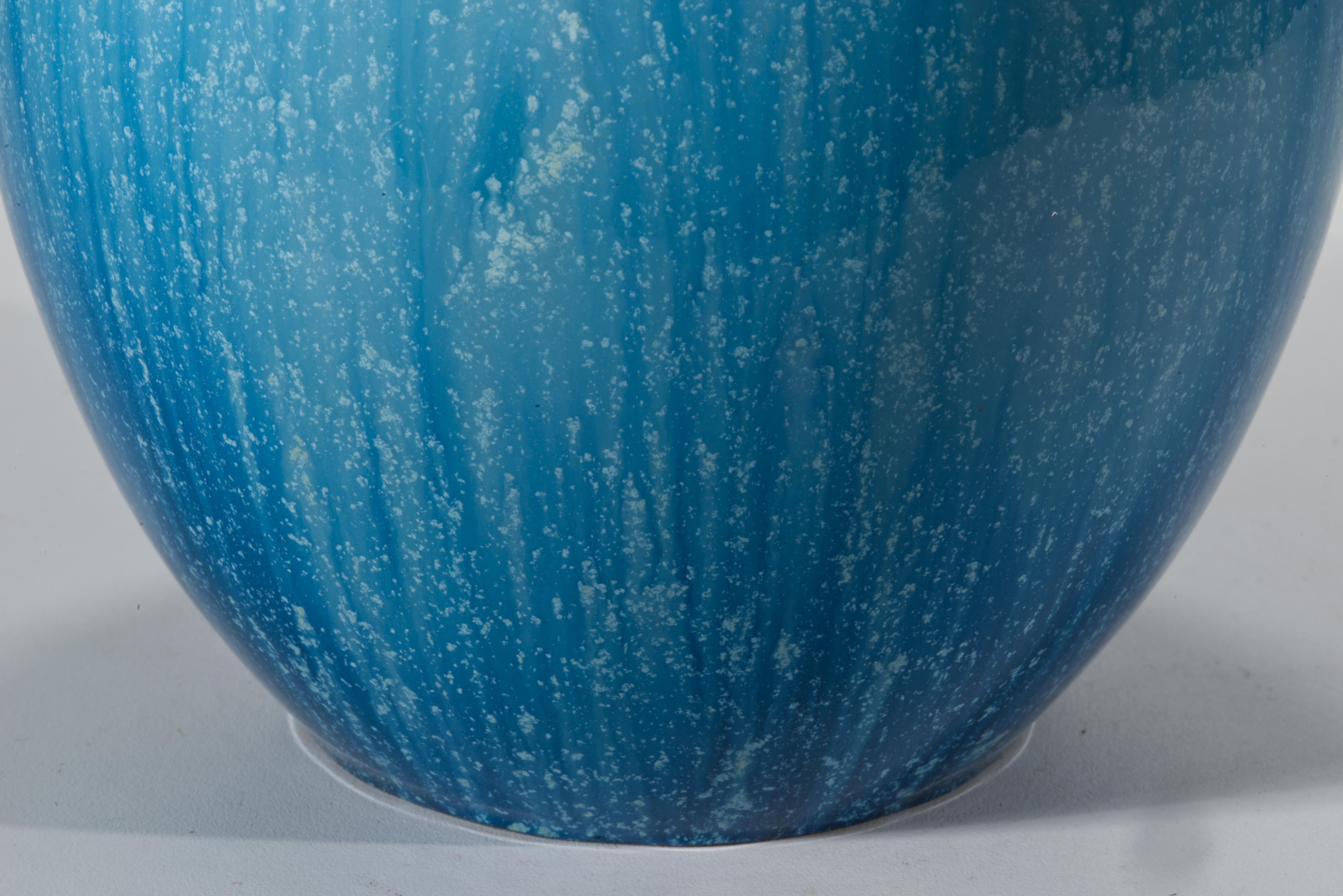 Ashworth Blaue flambierte Vase, Englische Kunstkeramik 1909-1914 im Angebot 3