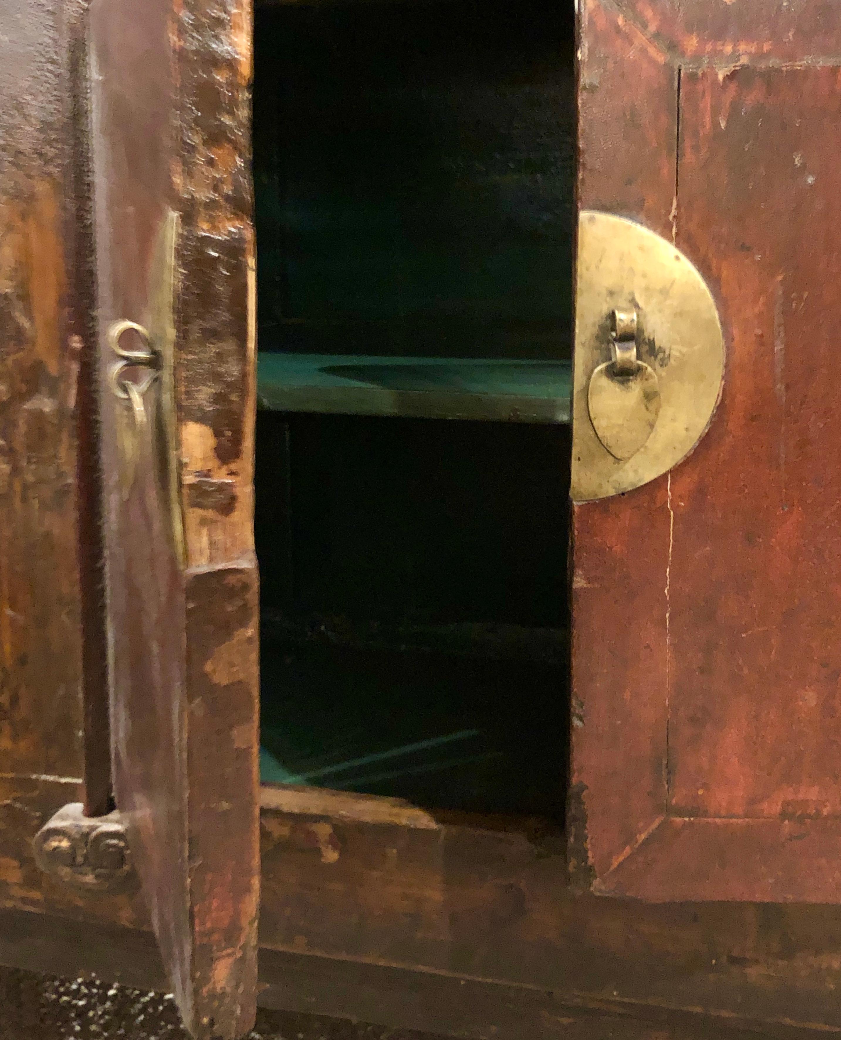 Chinese Alter Table, Coffer, Sideboard / Console Carved Wood, Early 20th Century 3