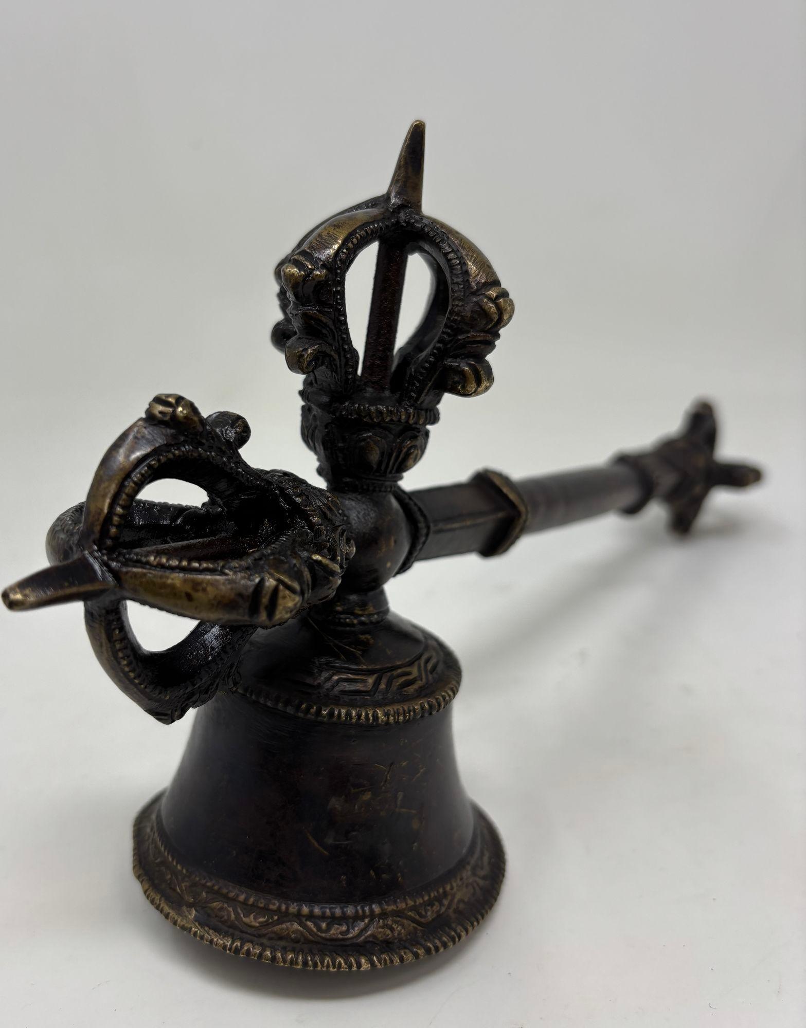 Asian Antique Bronze Tibetan Ceremonial Prayer Vajra Bell For Sale 7