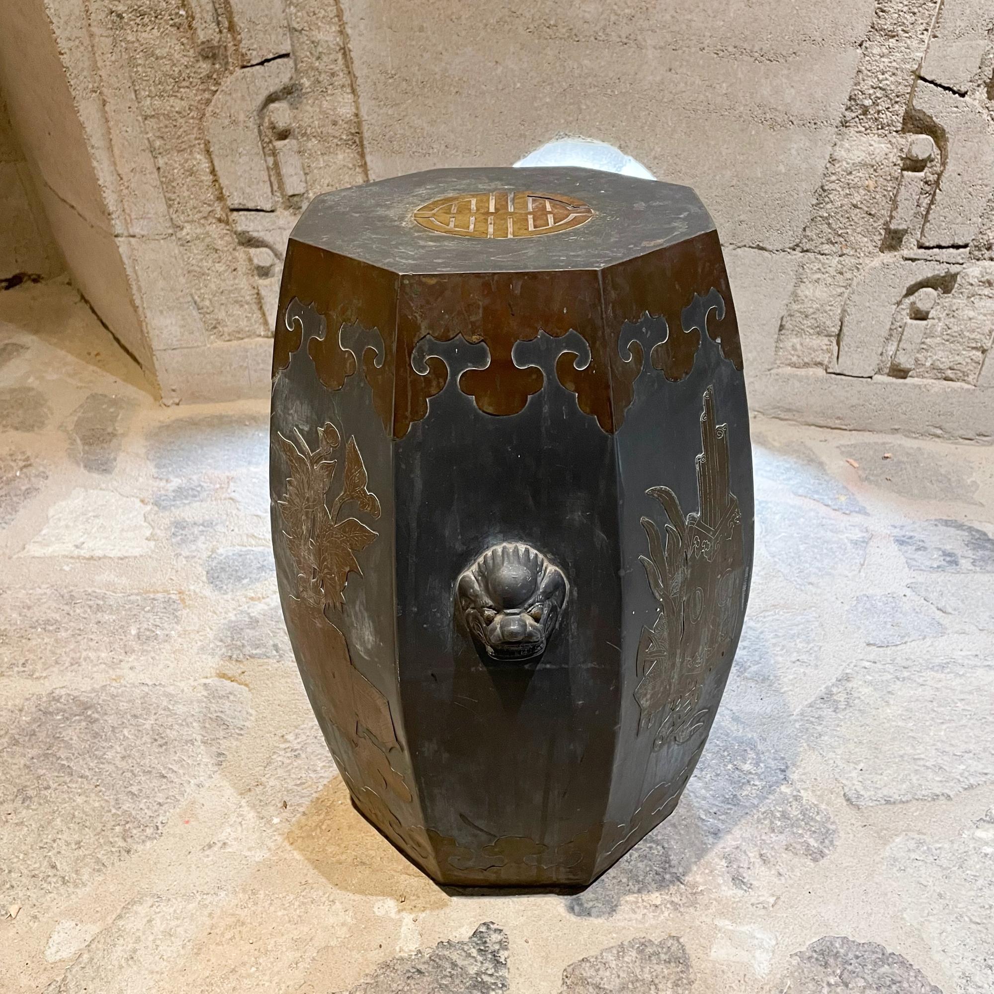 Chinese Export Asian Antique Chinese Decorative Bronze and Gray Drum Side Accent Table, 1930s