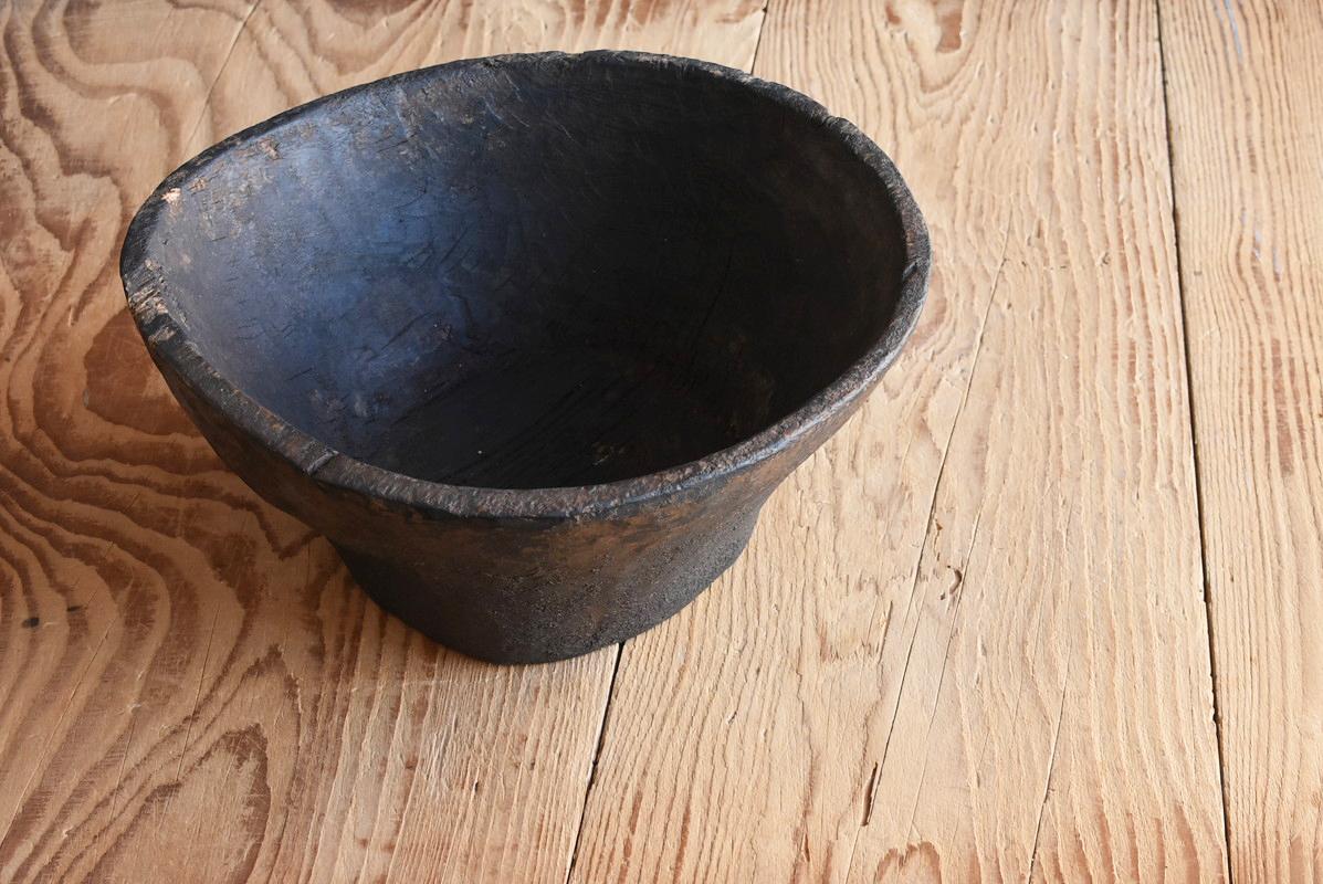 Asian Antique Wooden Bowl / 19th-20th Century / Wabi-Sabi Folk Art 10