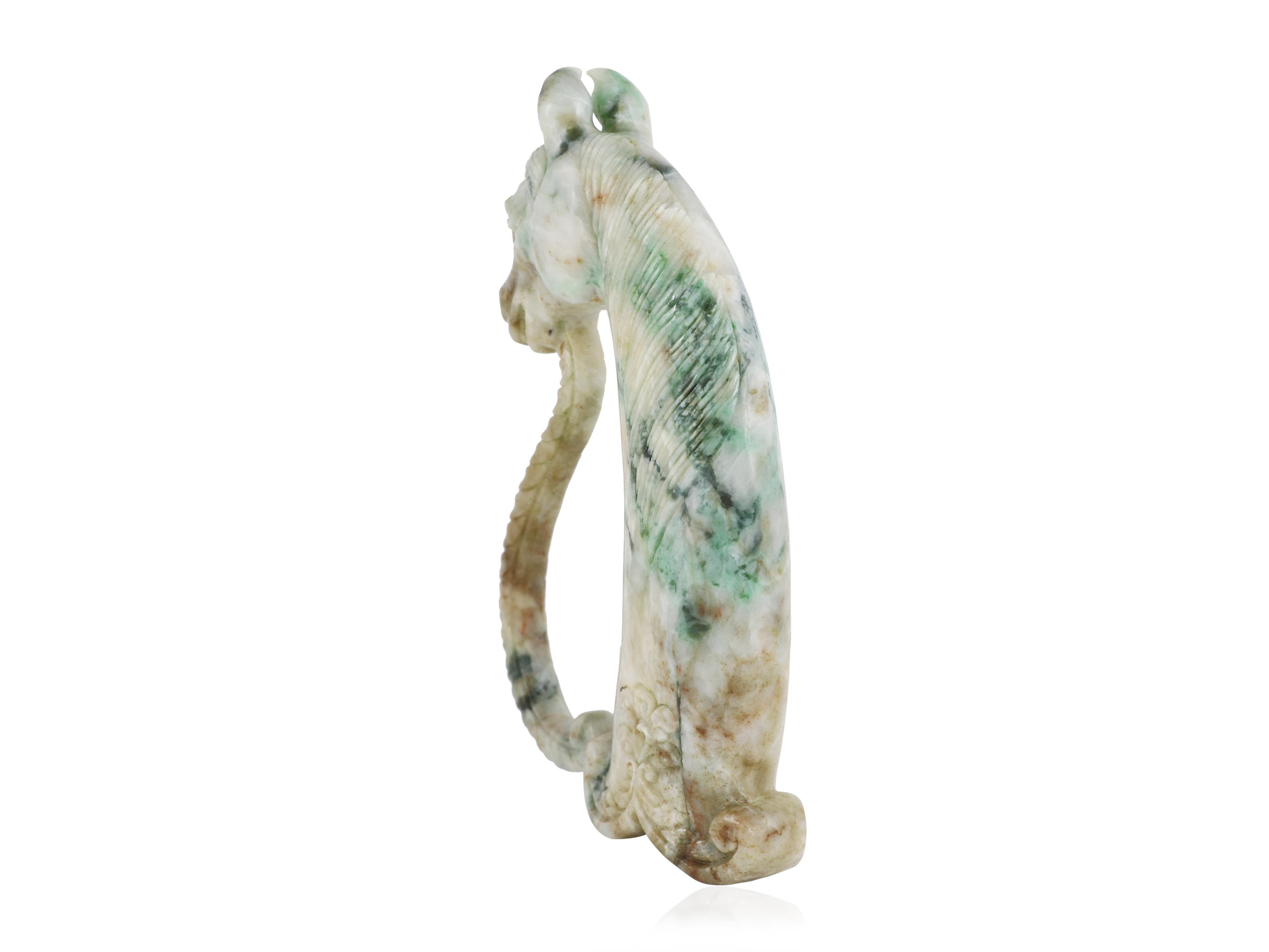 Arte asiático y antiguo indio Mughal Empuñadura de daga de jade en forma de cabeza de caballo en venta 6